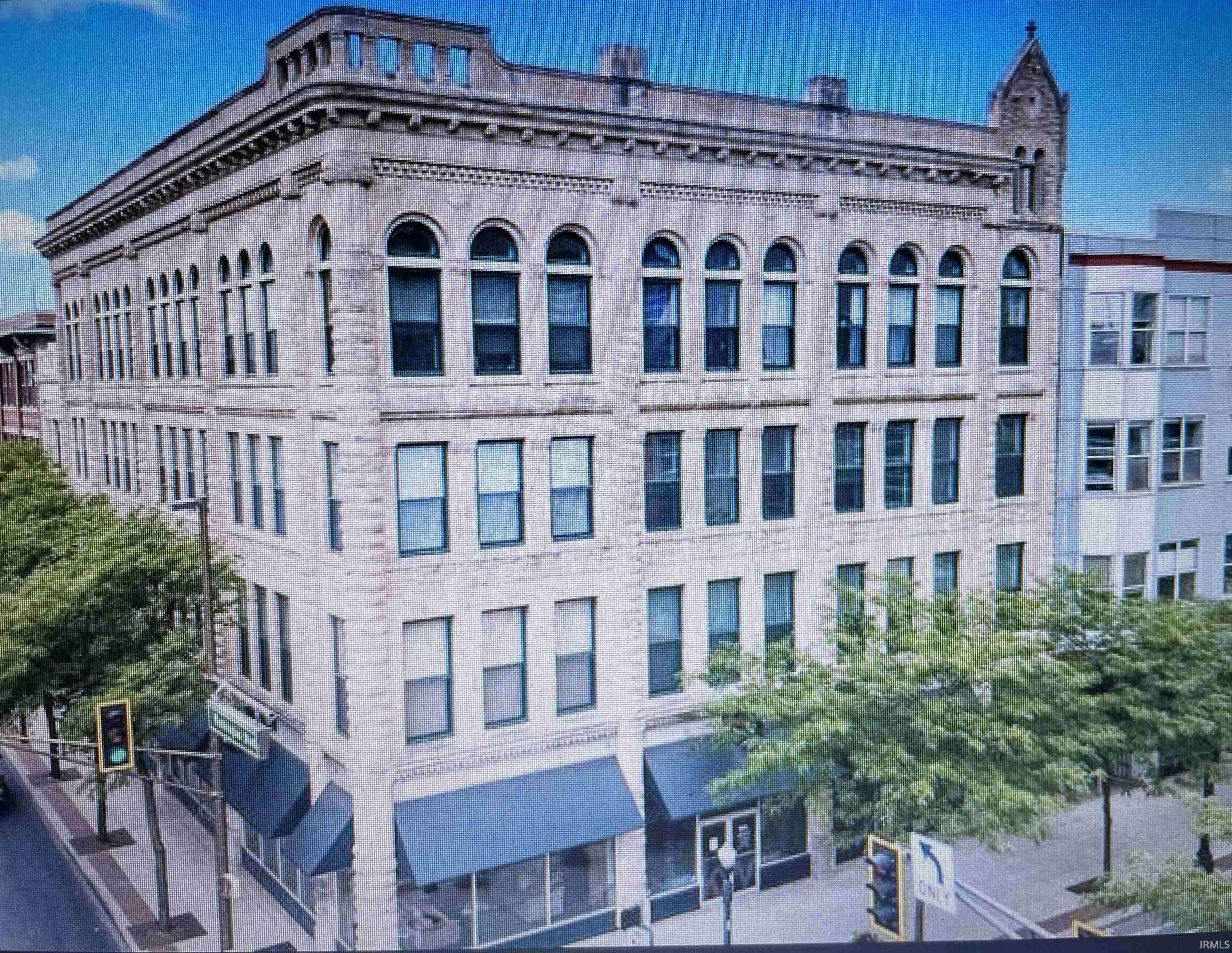Fort Wayne, IN 46802,112 W Washington Boulevard #222
