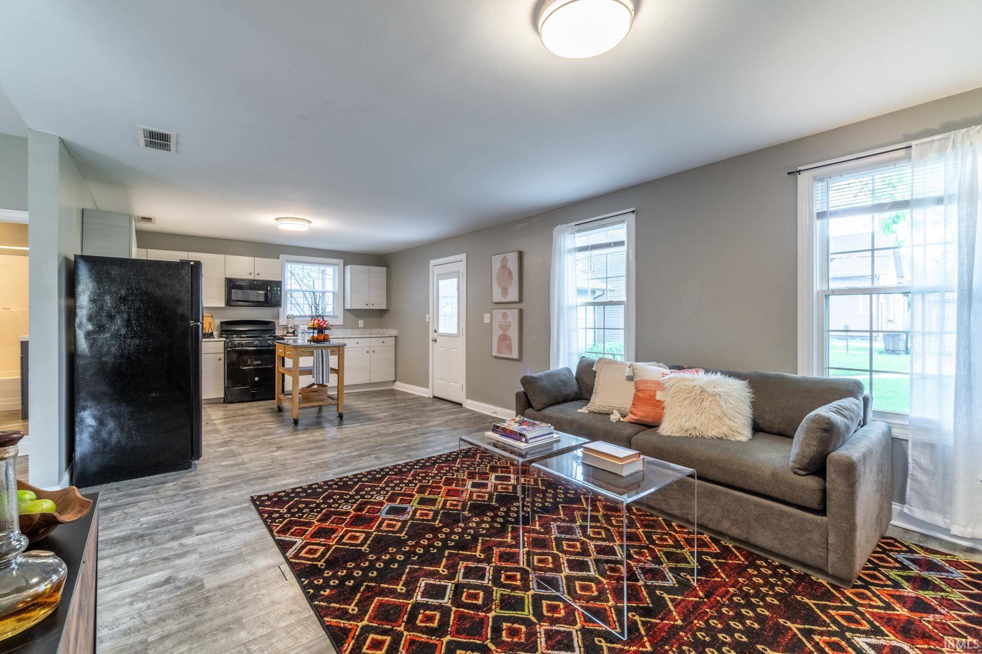 Fort Wayne, IN 46802,807 W Washington Boulevard