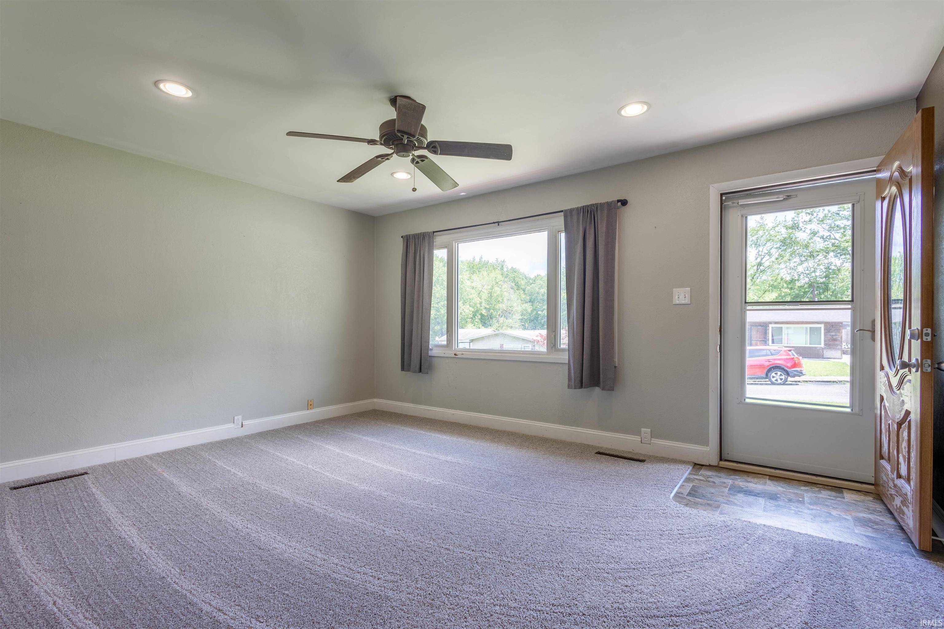 Evansville, IN 47710,121 W Berkeley Avenue