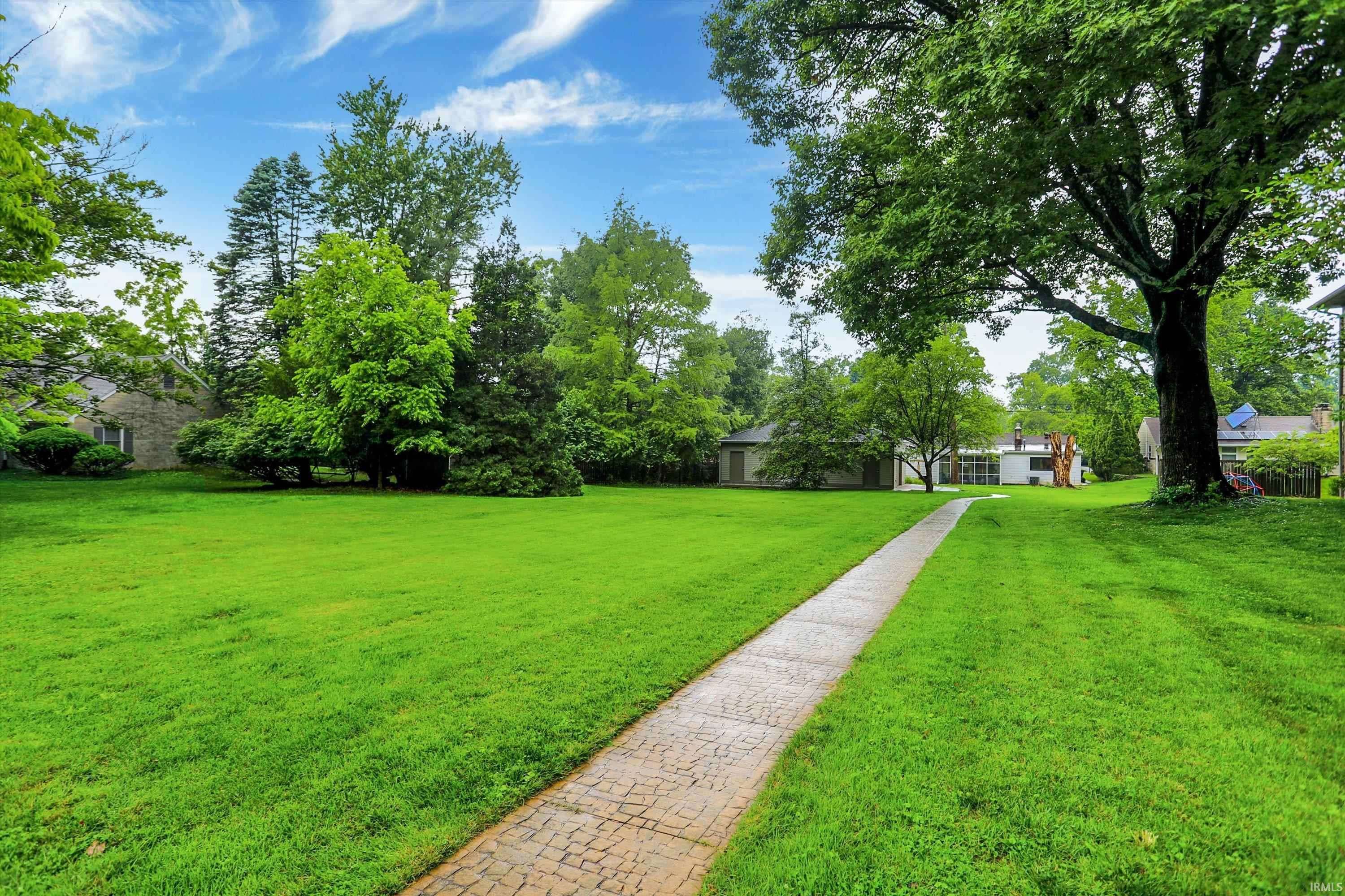 Bloomington, IN 47401,920 S Highland Avenue