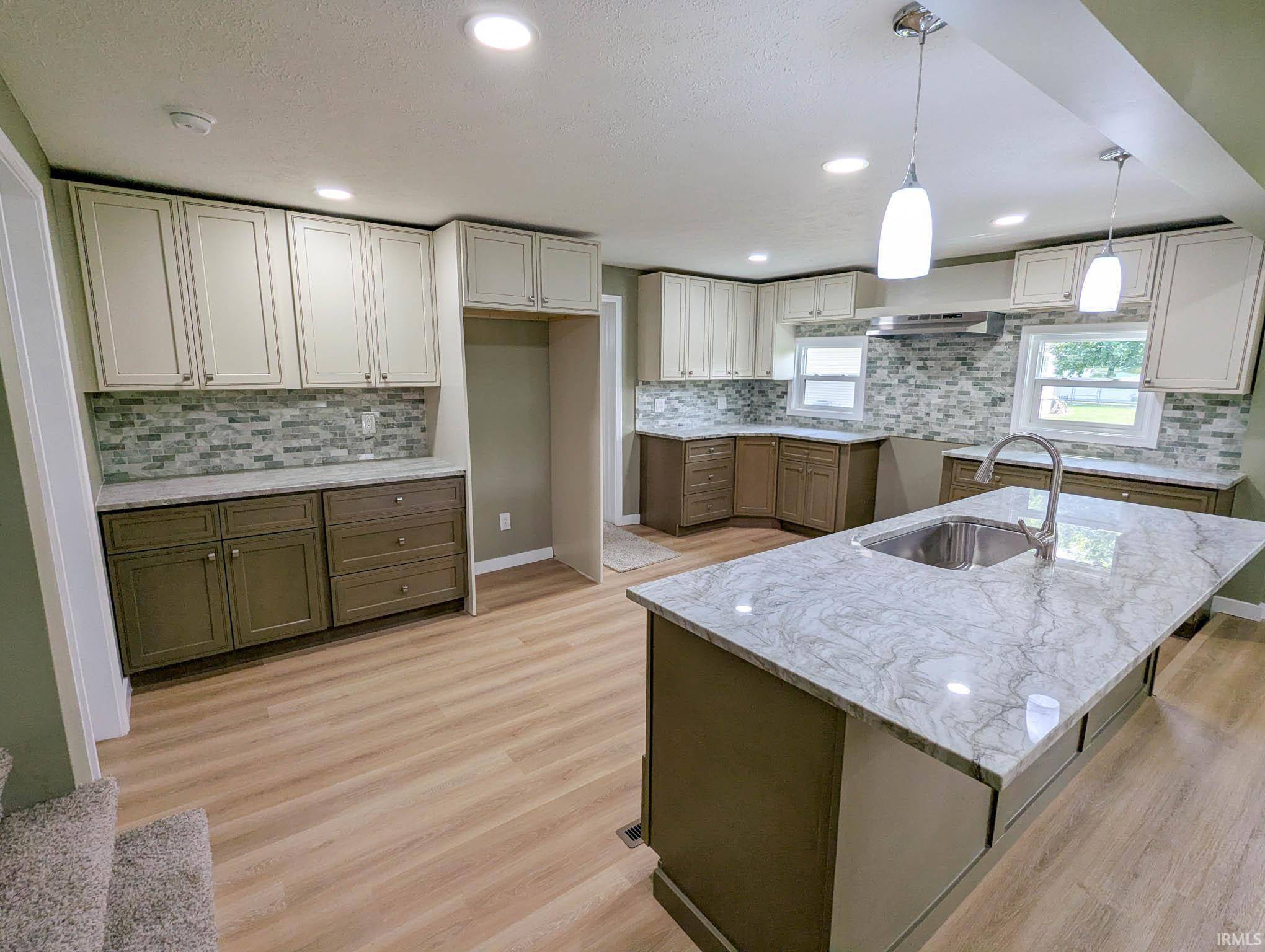 Warsaw, IN 46582,7441 W Lutes Dr