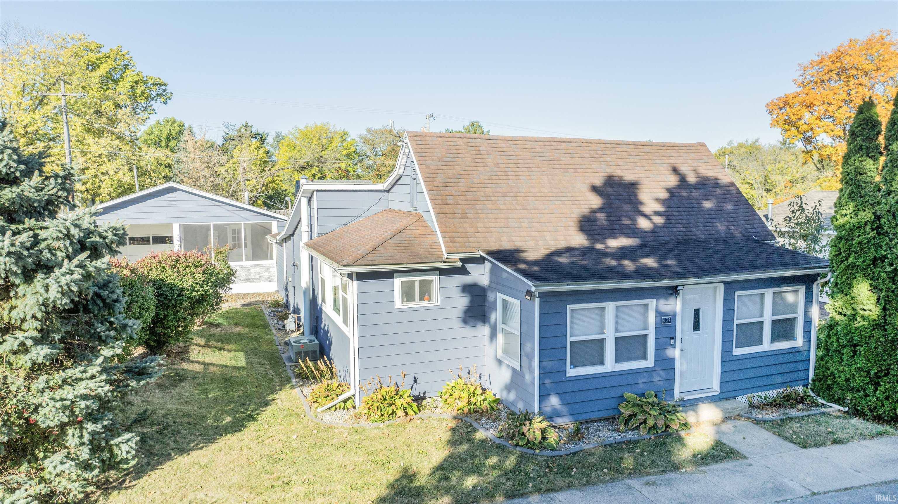 Pine Village, IN 47975,104 N Jefferson Street