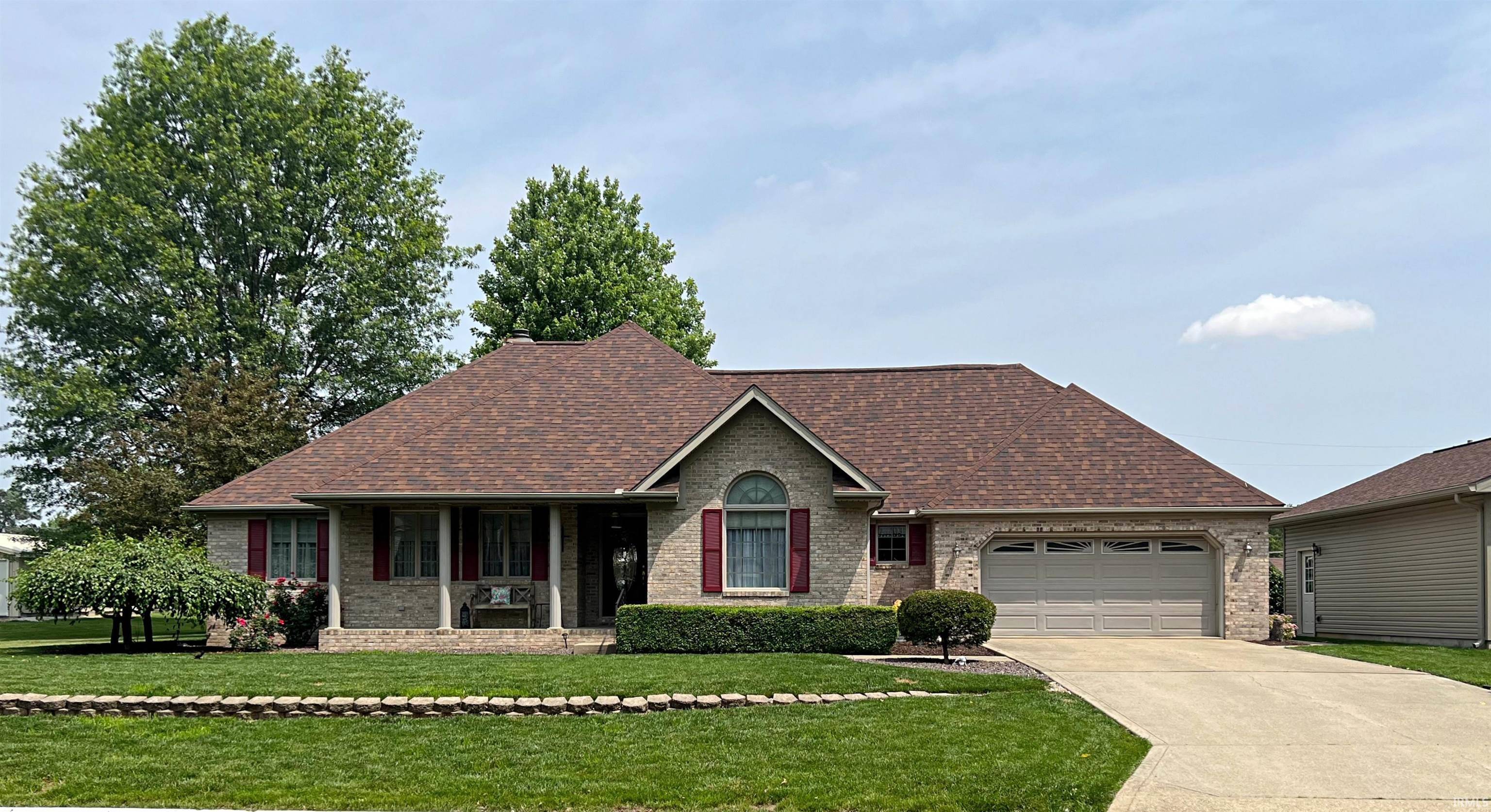 Linton, IN 47441,1976 Oak Street