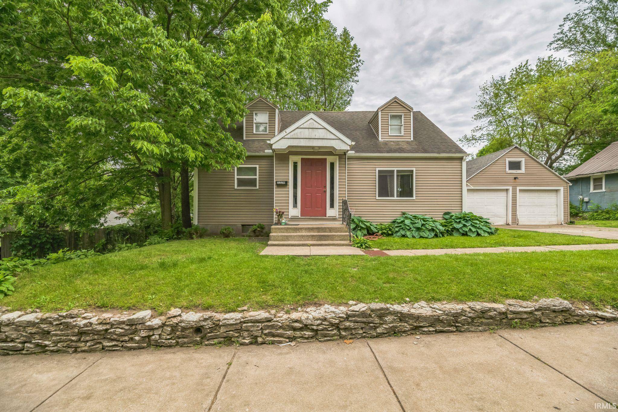 South Bend, IN 46616-1725,1226 Kinyon Street