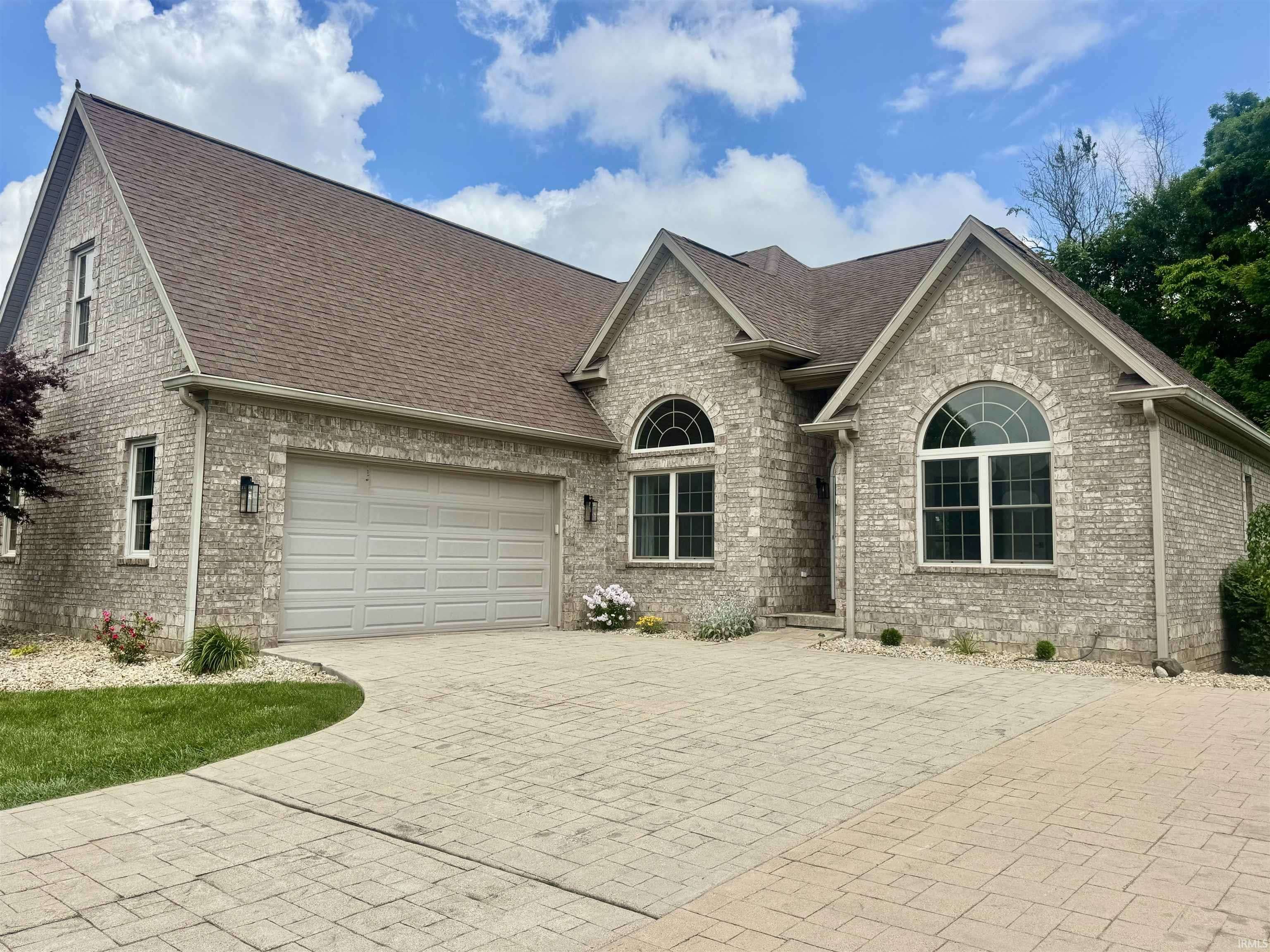 Bedford, IN 47421,803 Spyglass Hill Drive