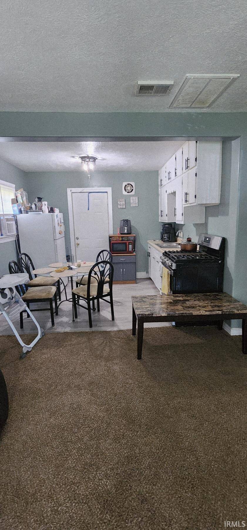 Fort Wayne, IN 46806,3213 Robinwood Drive