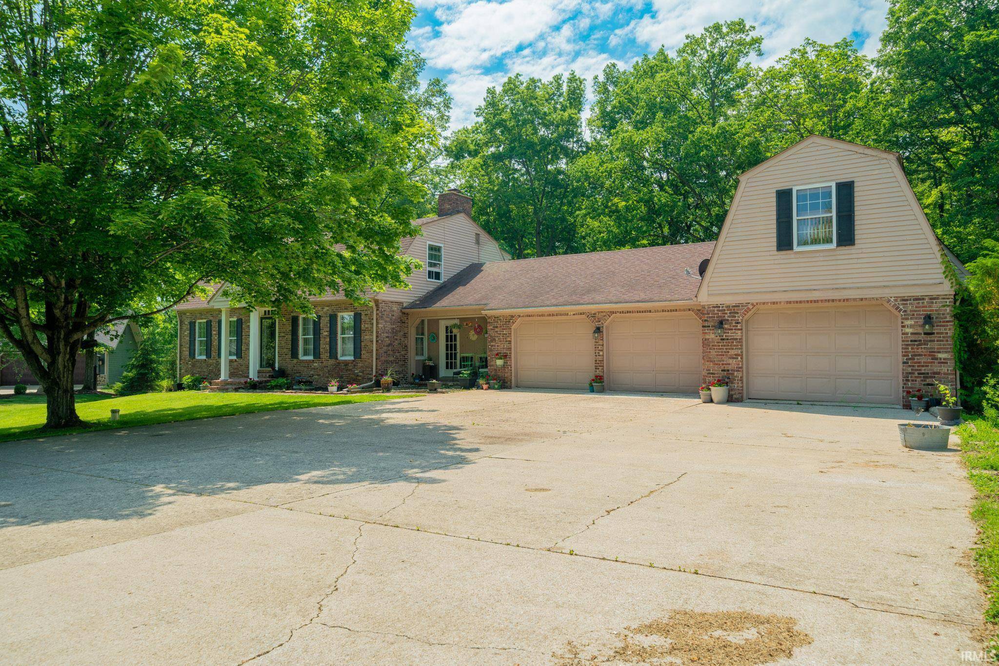 Marion, IN 46952,3311 WILDWOOD Drive