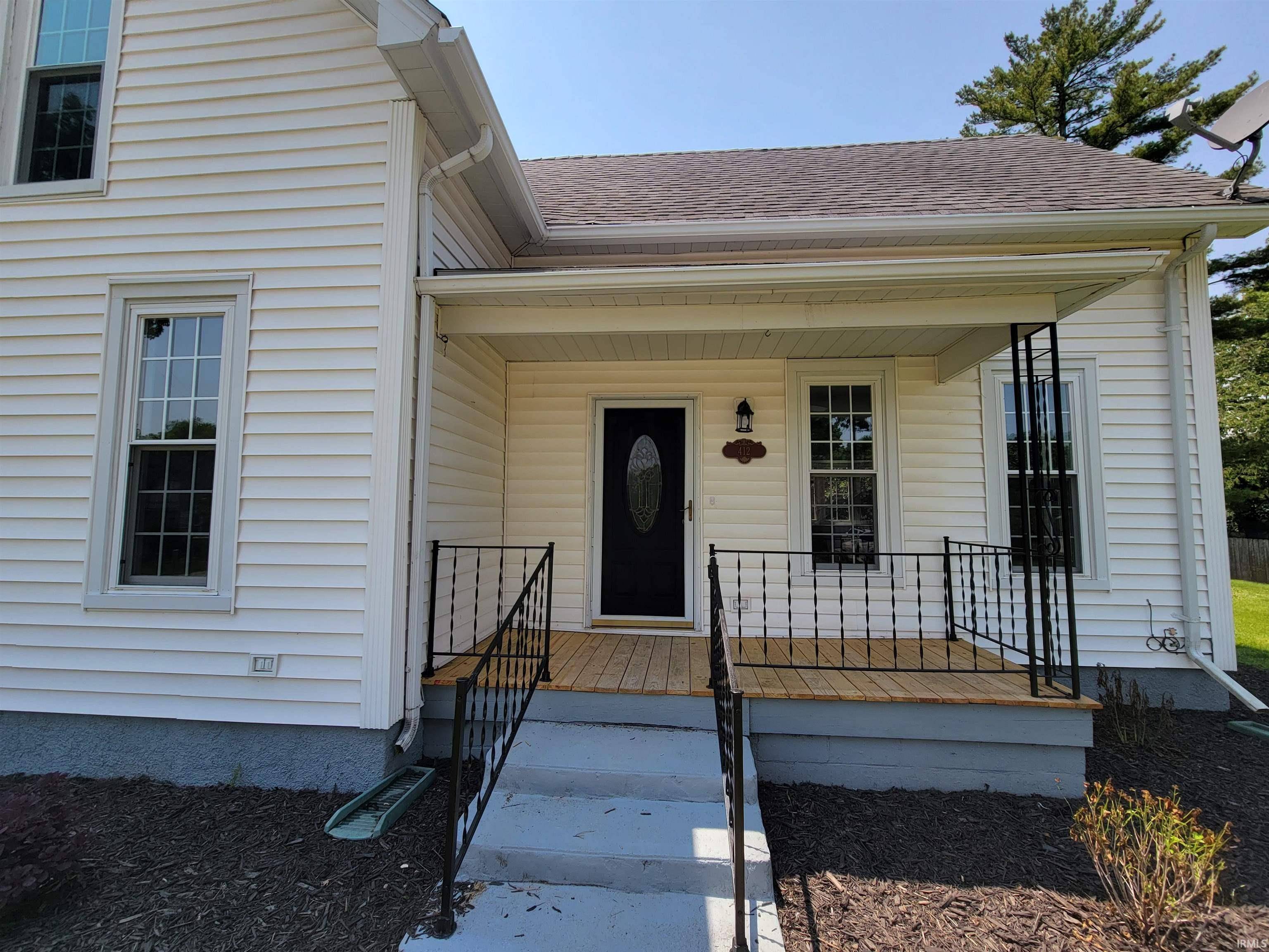 Avilla, IN 46710,412 S Van Scoyoc Street