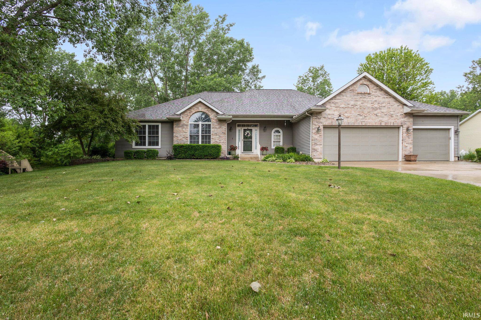 Granger, IN 46530-5827,51973 Sandy Lane Drive