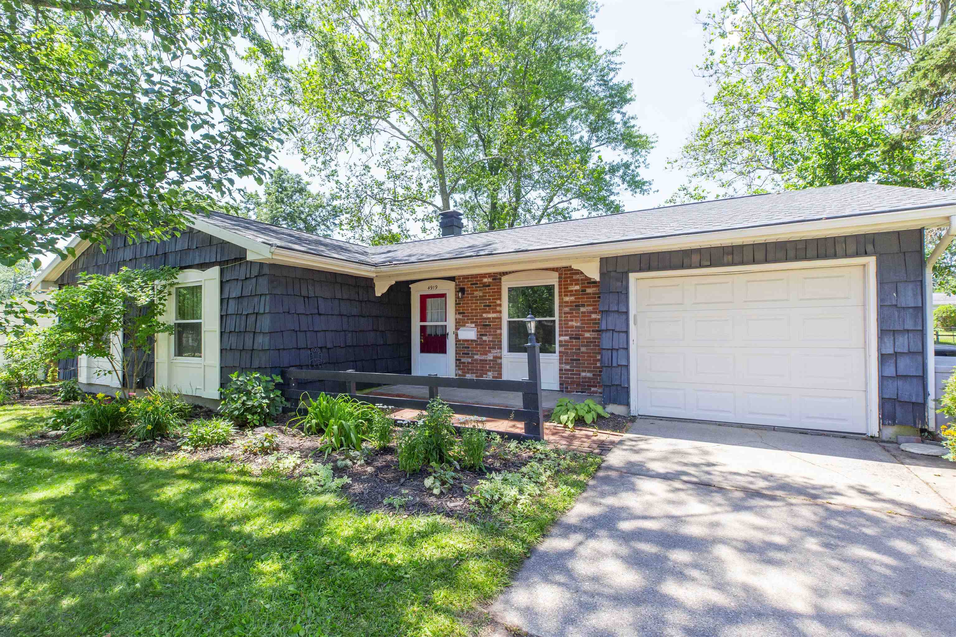 South Bend, IN 46614,4919 York Road