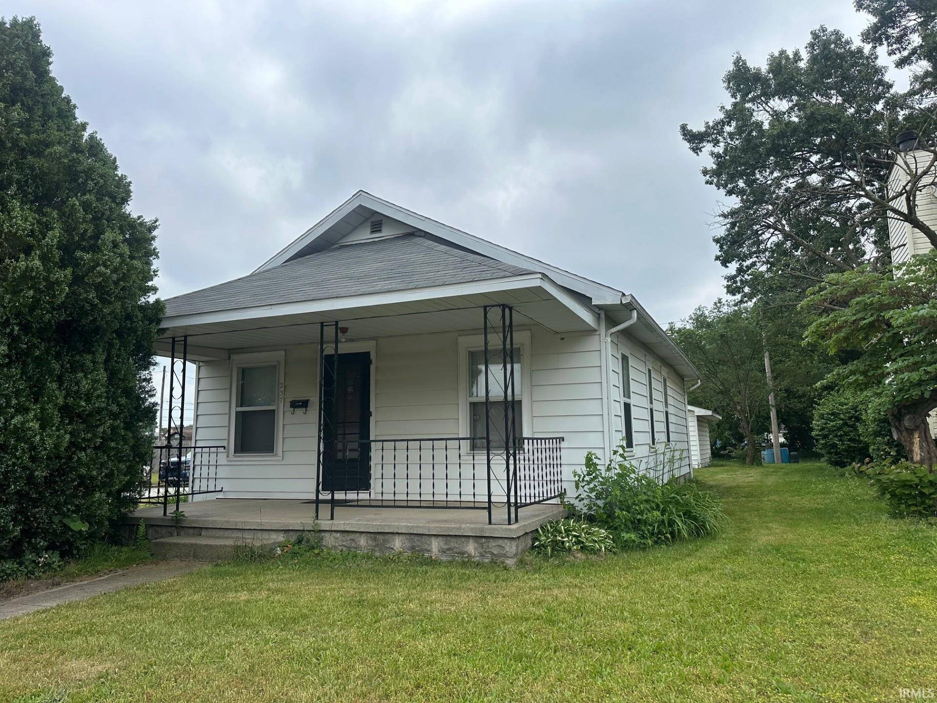 Mishawaka, IN 46545-6543,237 Stanley Street
