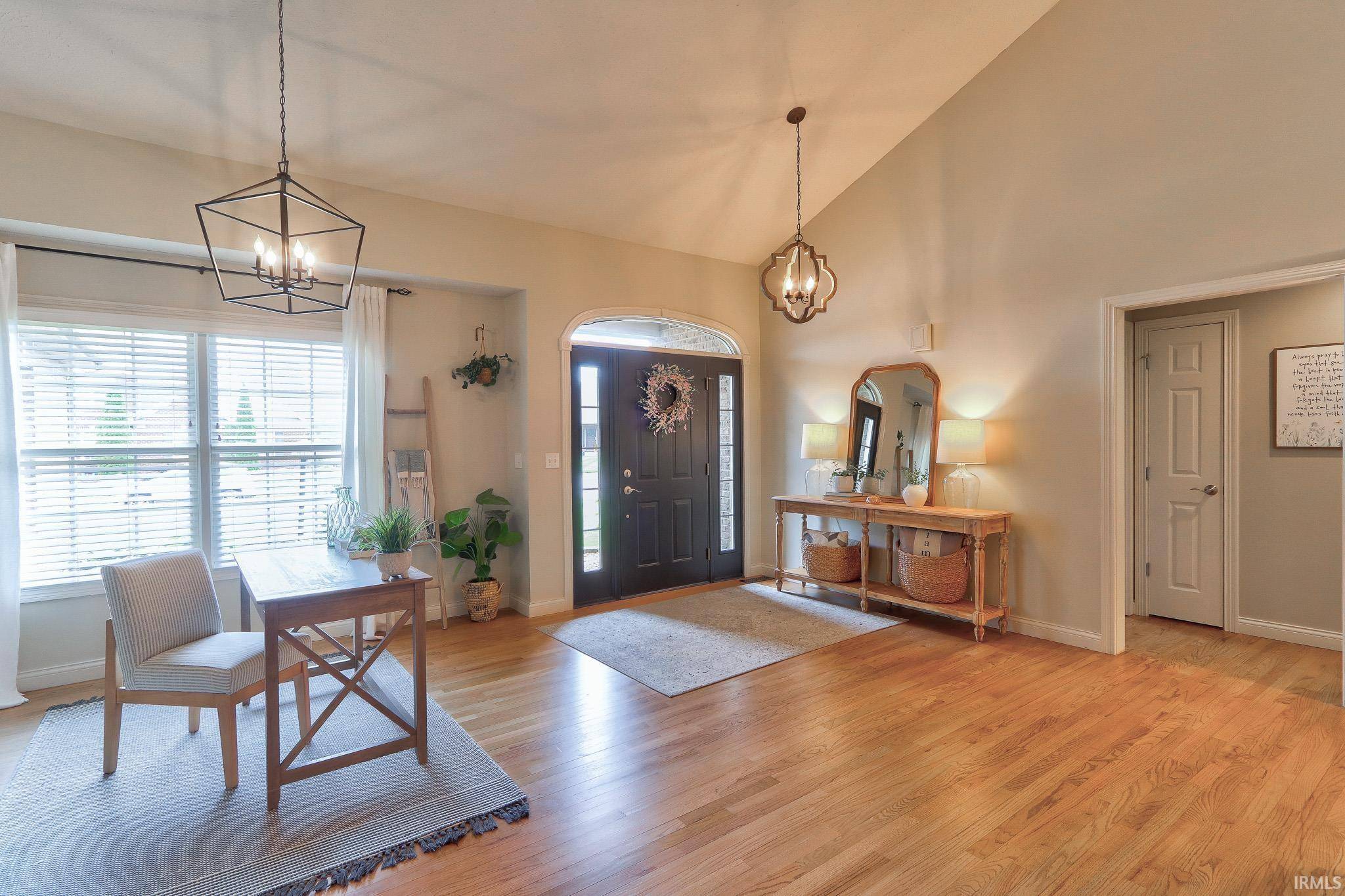 Haubstadt, IN 47639-8233,706 E Laurel Ridge Court