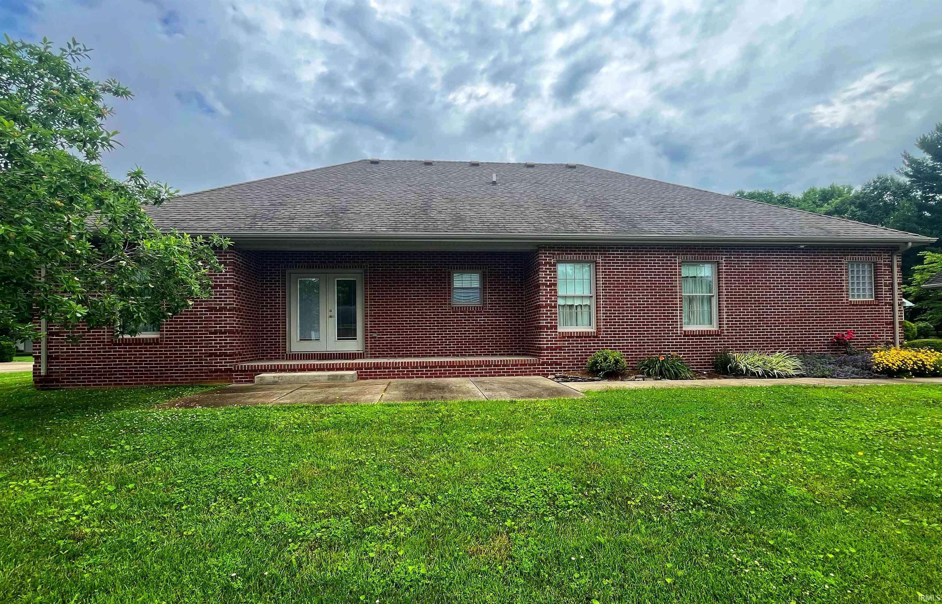 Vincennes, IN 47591,625 Greenbriar Court