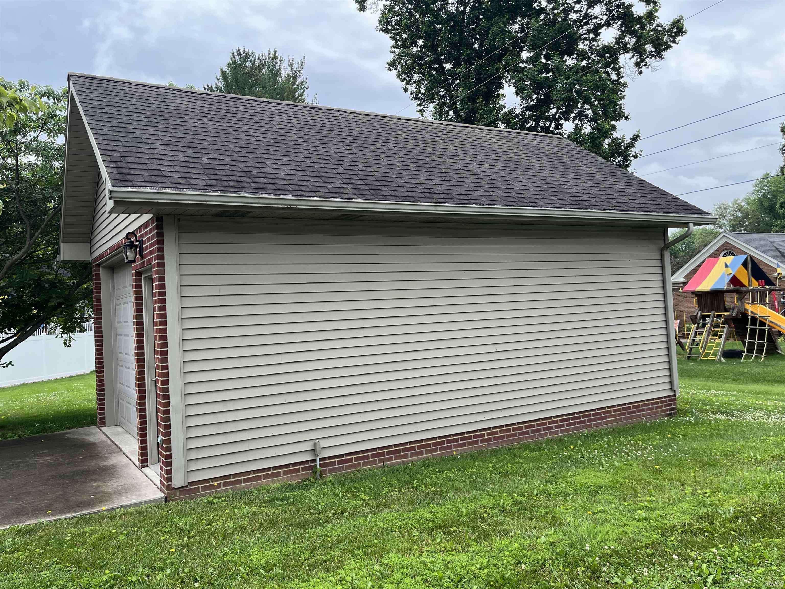 Vincennes, IN 47591,625 Greenbriar Court