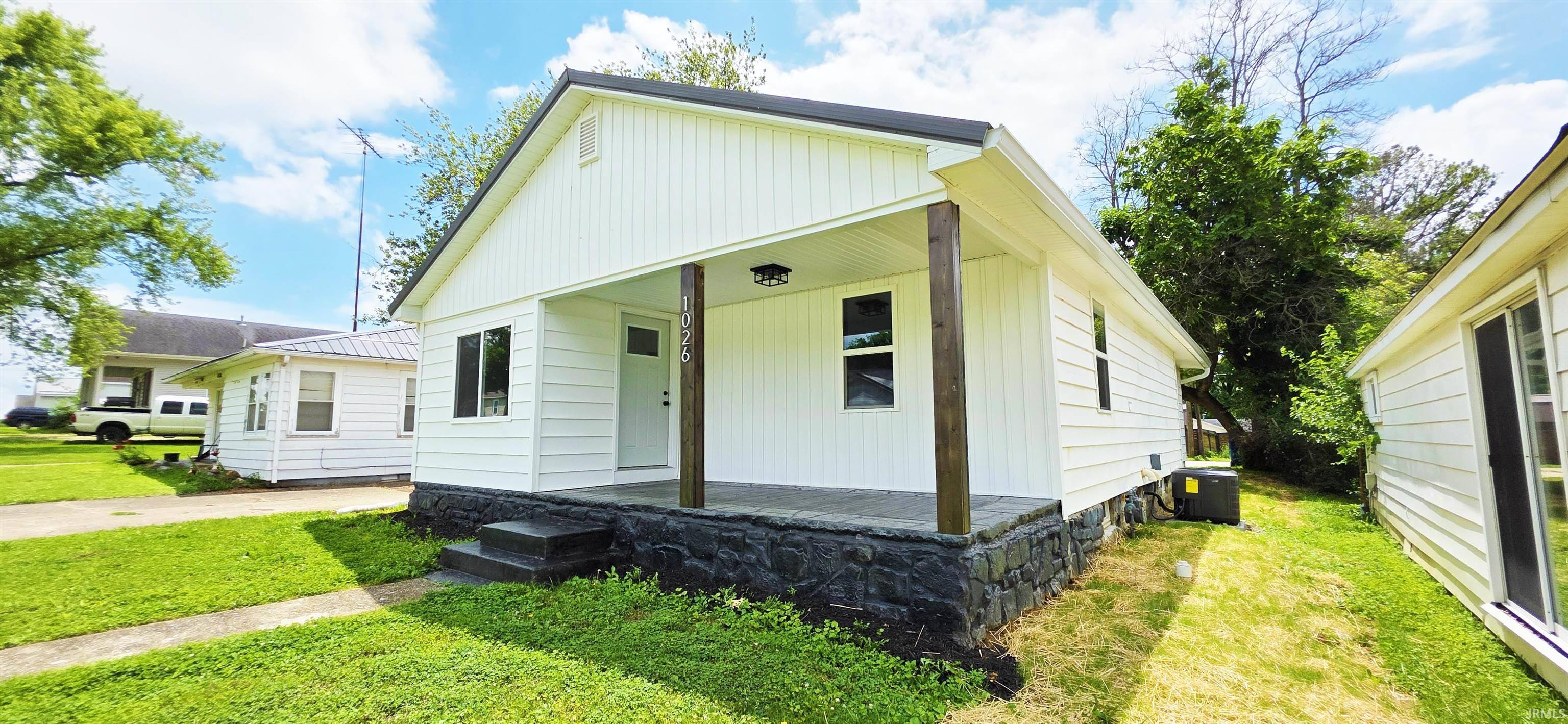 Mount Carmel, IL 62863,1026 Landes Street