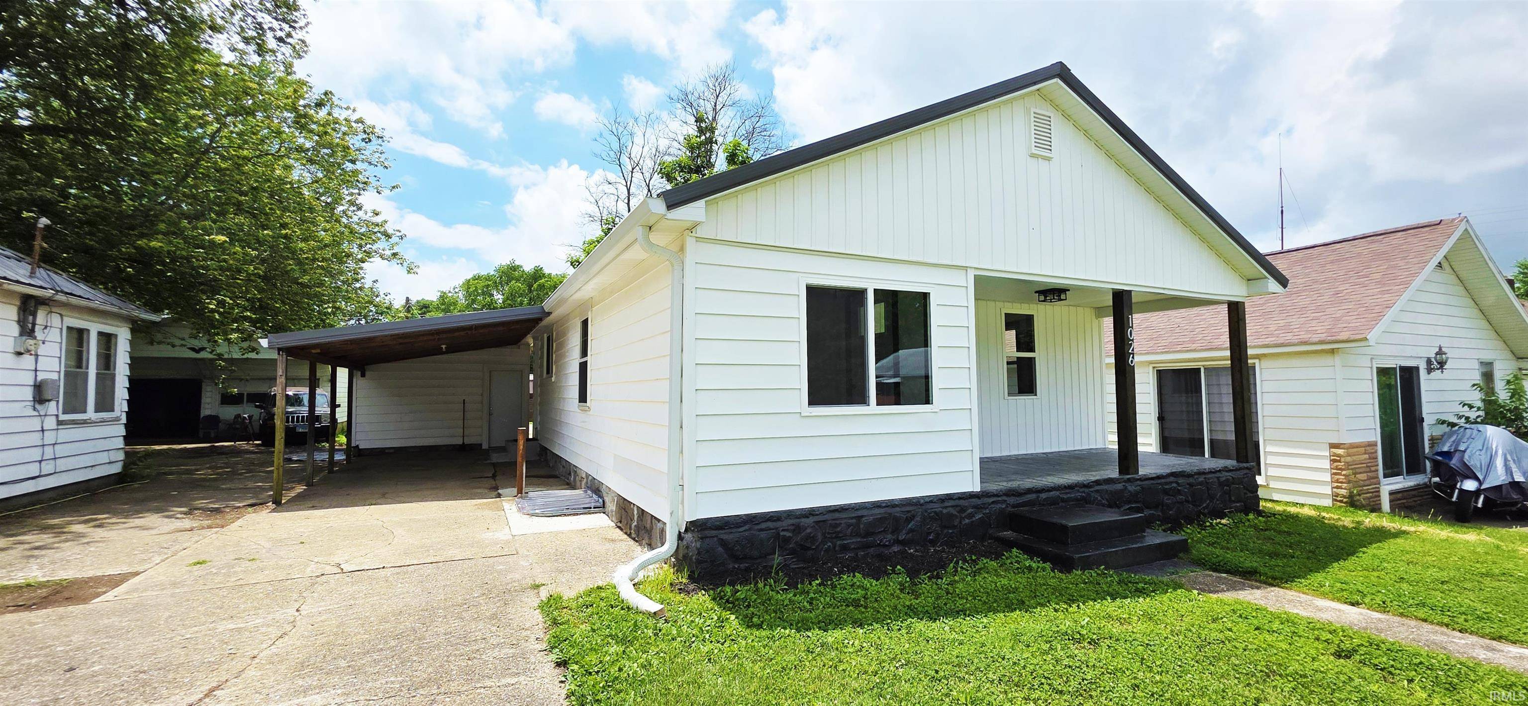 Mount Carmel, IL 62863,1026 Landes Street