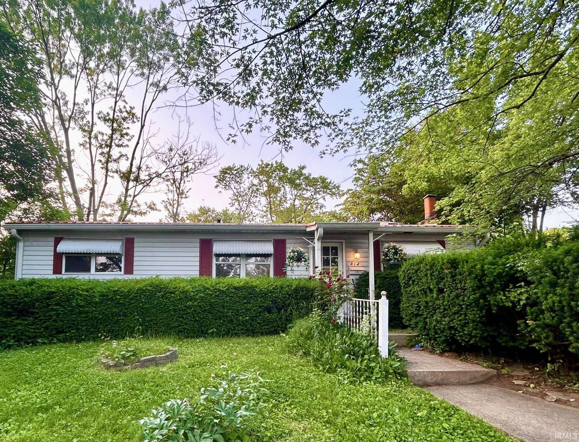 Bloomington, IN 47404,814 W 11th Street