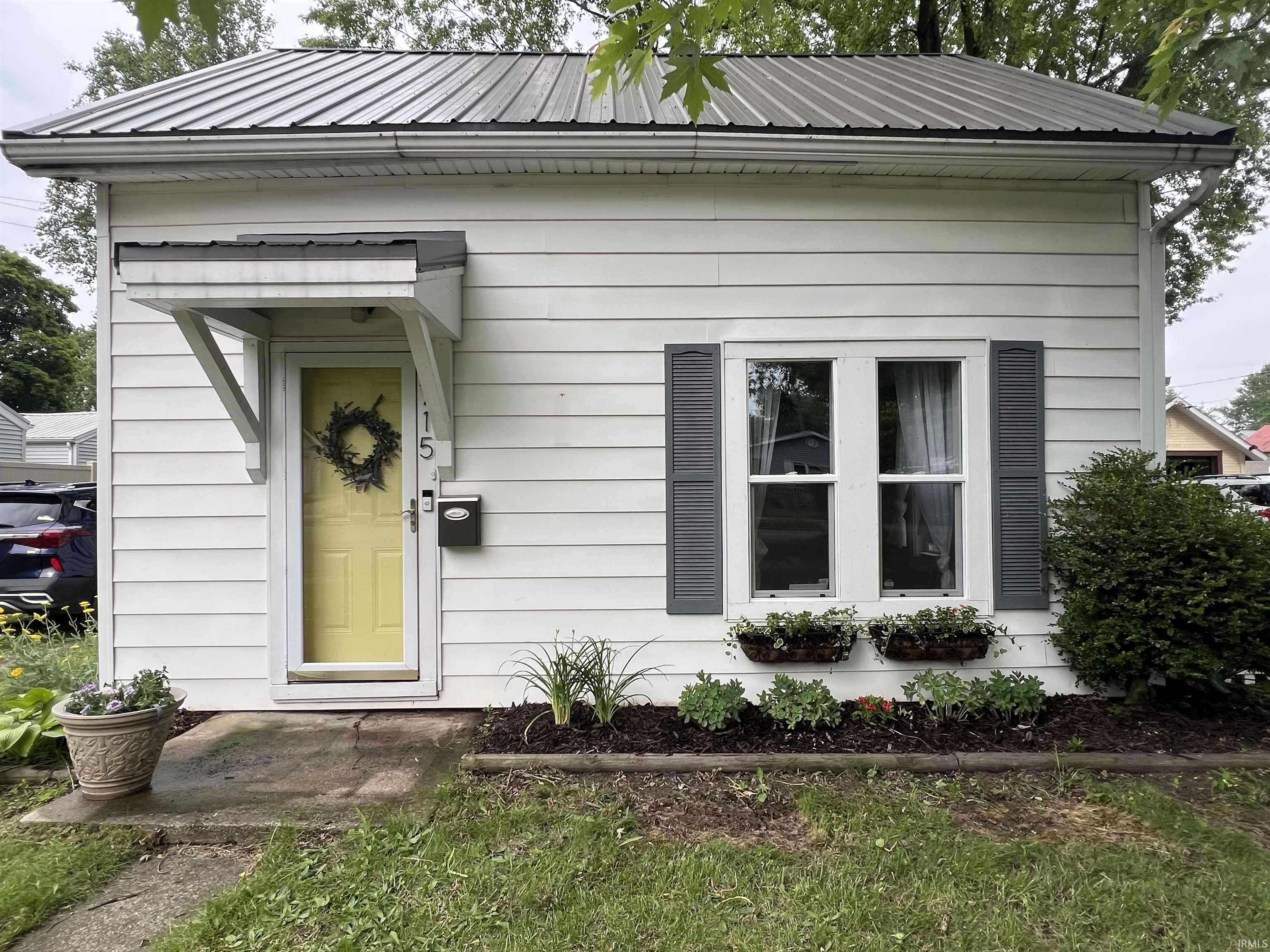 North Manchester, IN 46962,715 N Mill Street