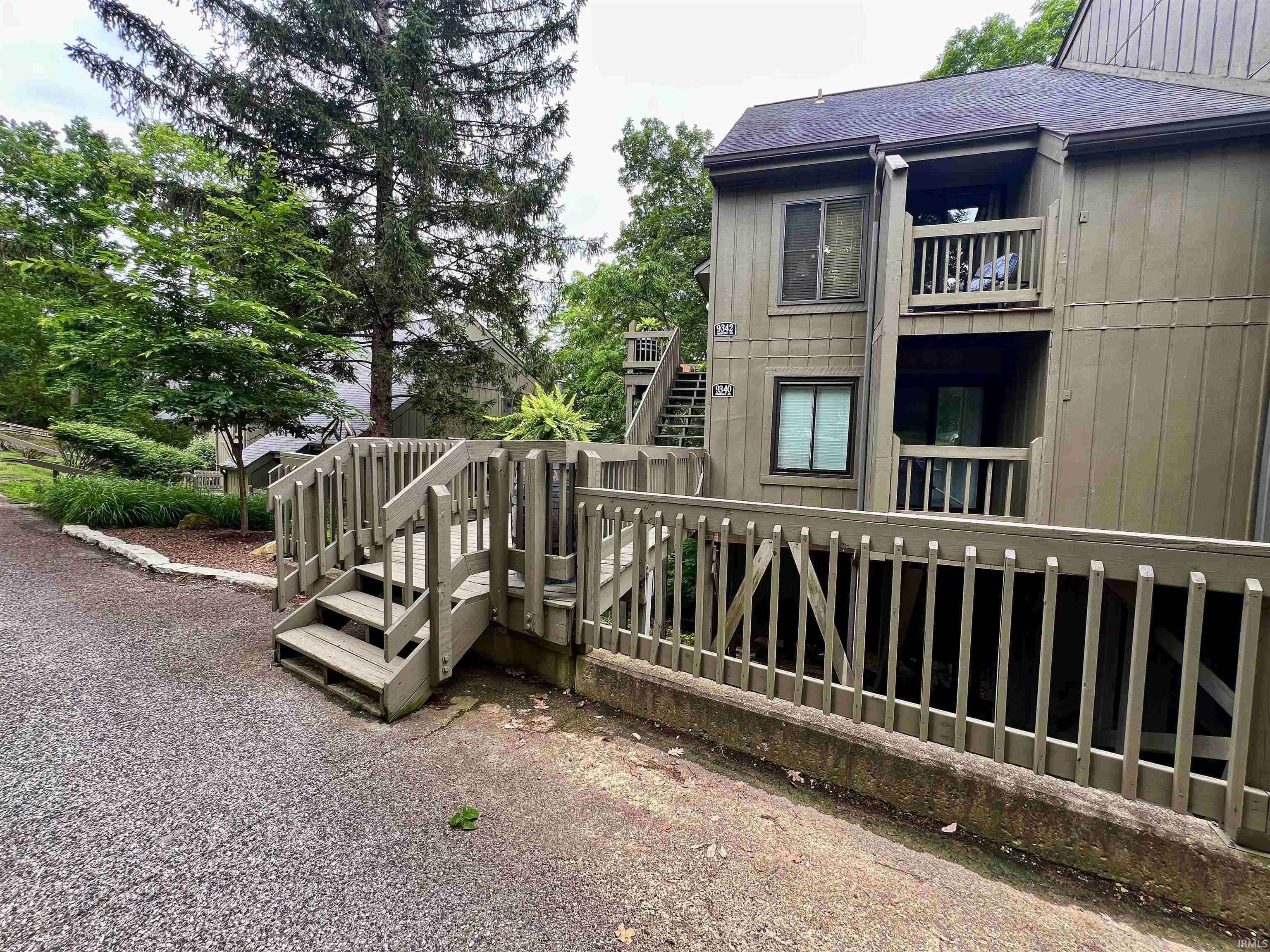 Bloomington, IN 47401,9340 S Lake Ridge Drive #68