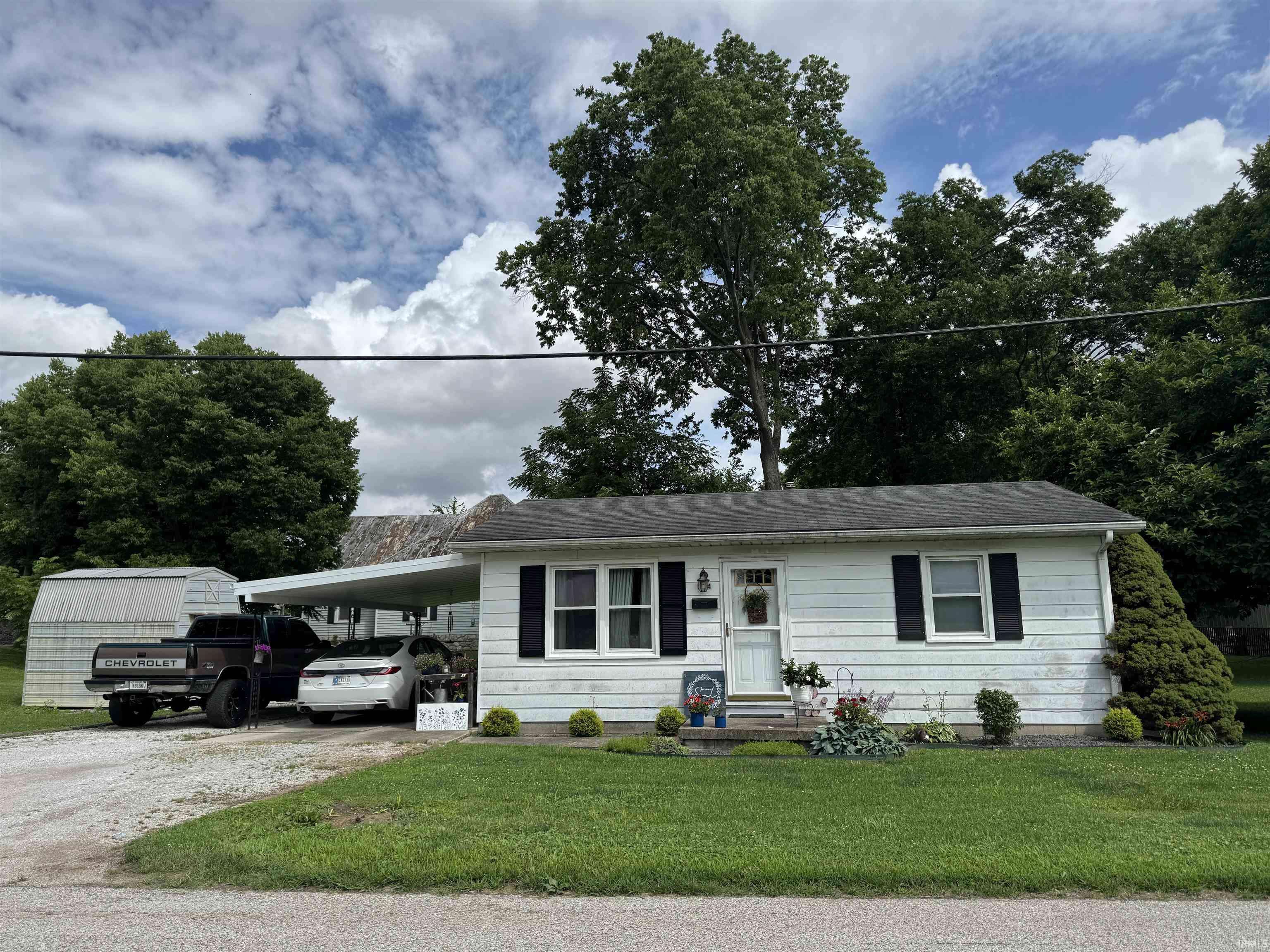 Princeton, IN 47670,214 N Center Street