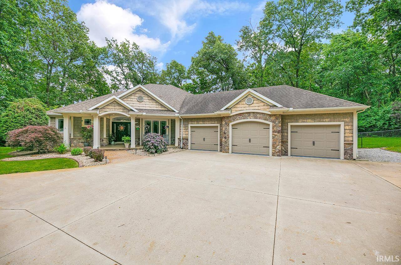 Middlebury, IN 46540,55623 Little Creek Lane