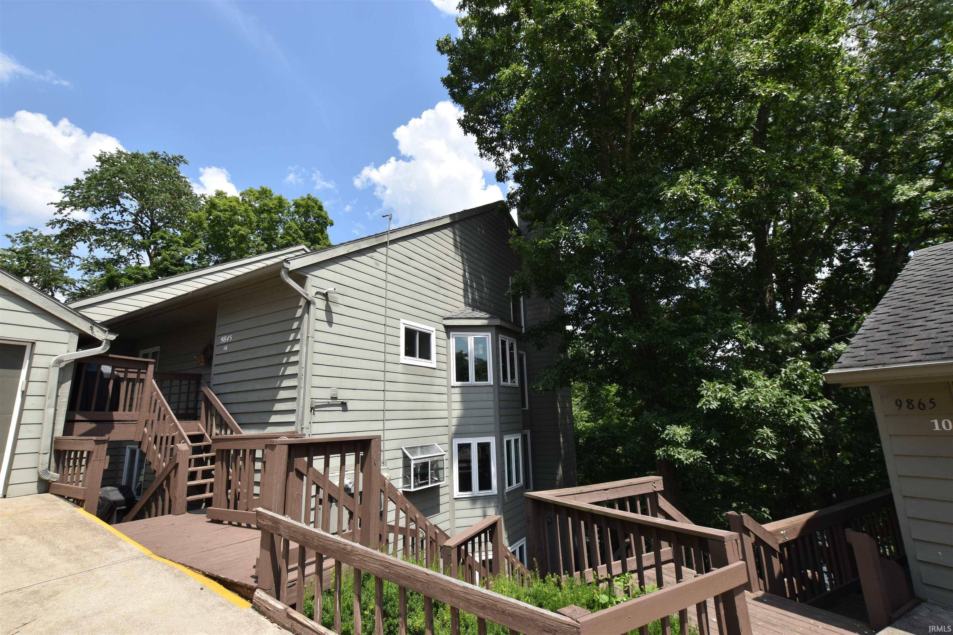 Bloomington, IN 47401,9841 S Harbour Pointe Drive