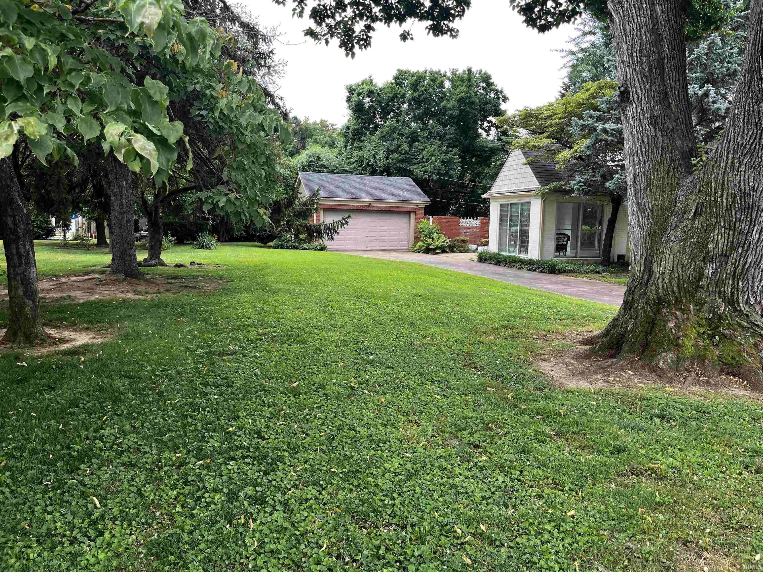 Evansville, IN 47714,2161 E Mulberry Street