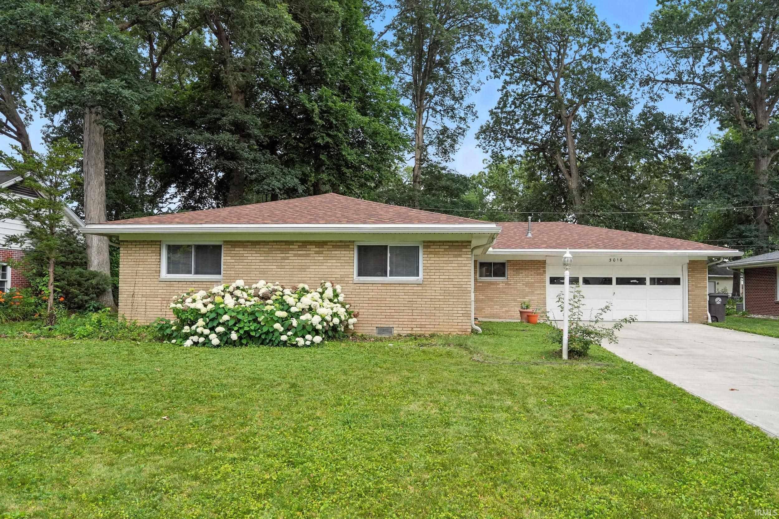Fort Wayne, IN 46805-2837,3016 Glenwood Avenue