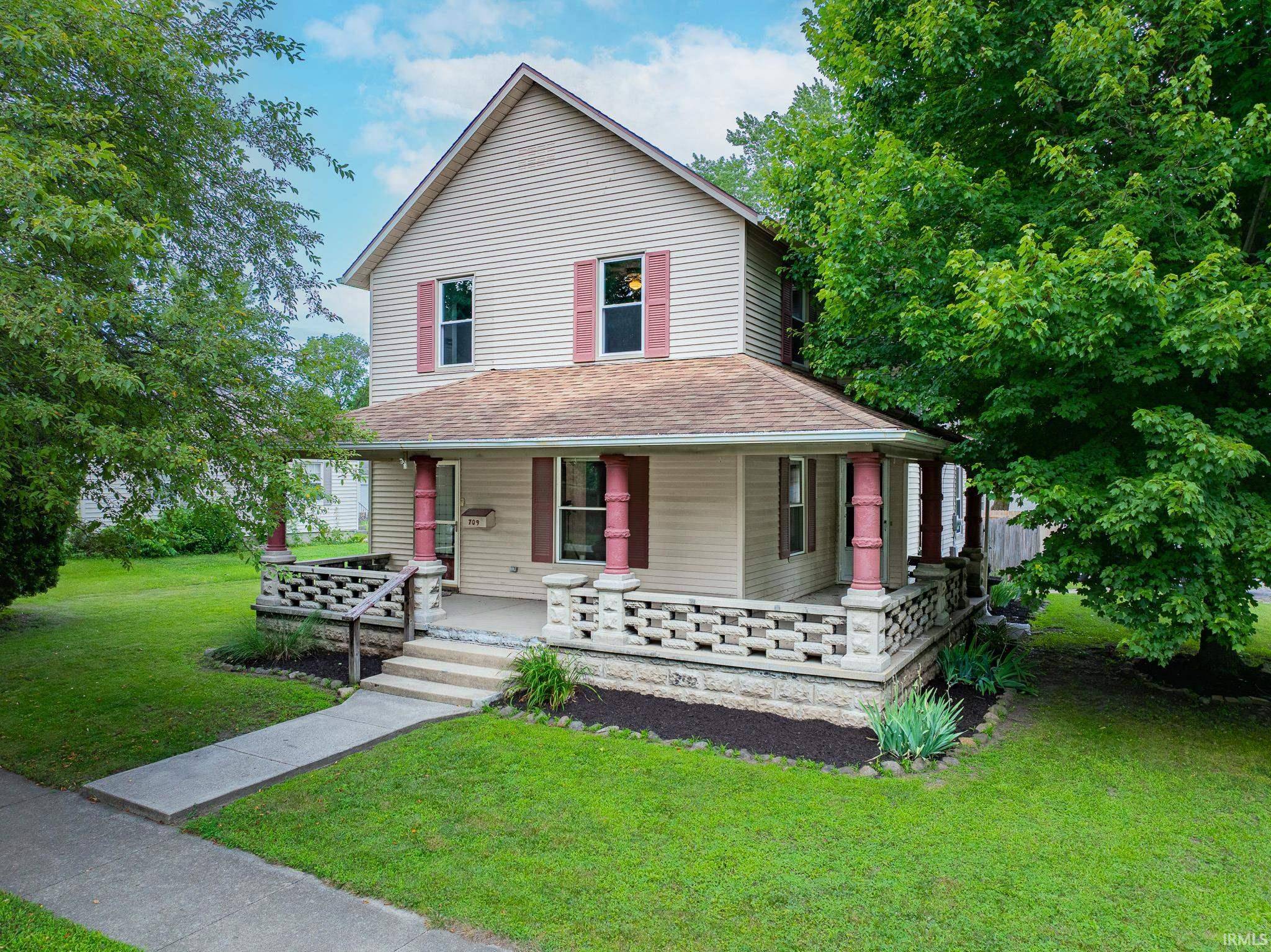 North Manchester, IN 46962,709 N Wayne Street