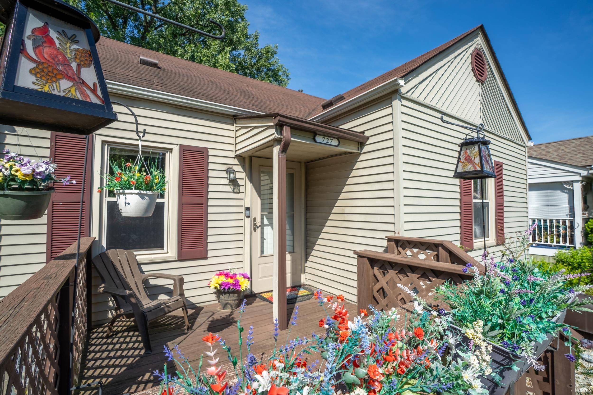 Clarksville, IN 47129,727 N McKinley Avenue