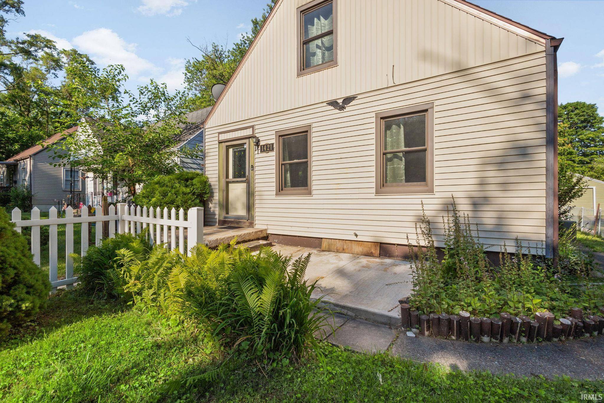 South Bend, IN 46628,1421 N Brookfield Street