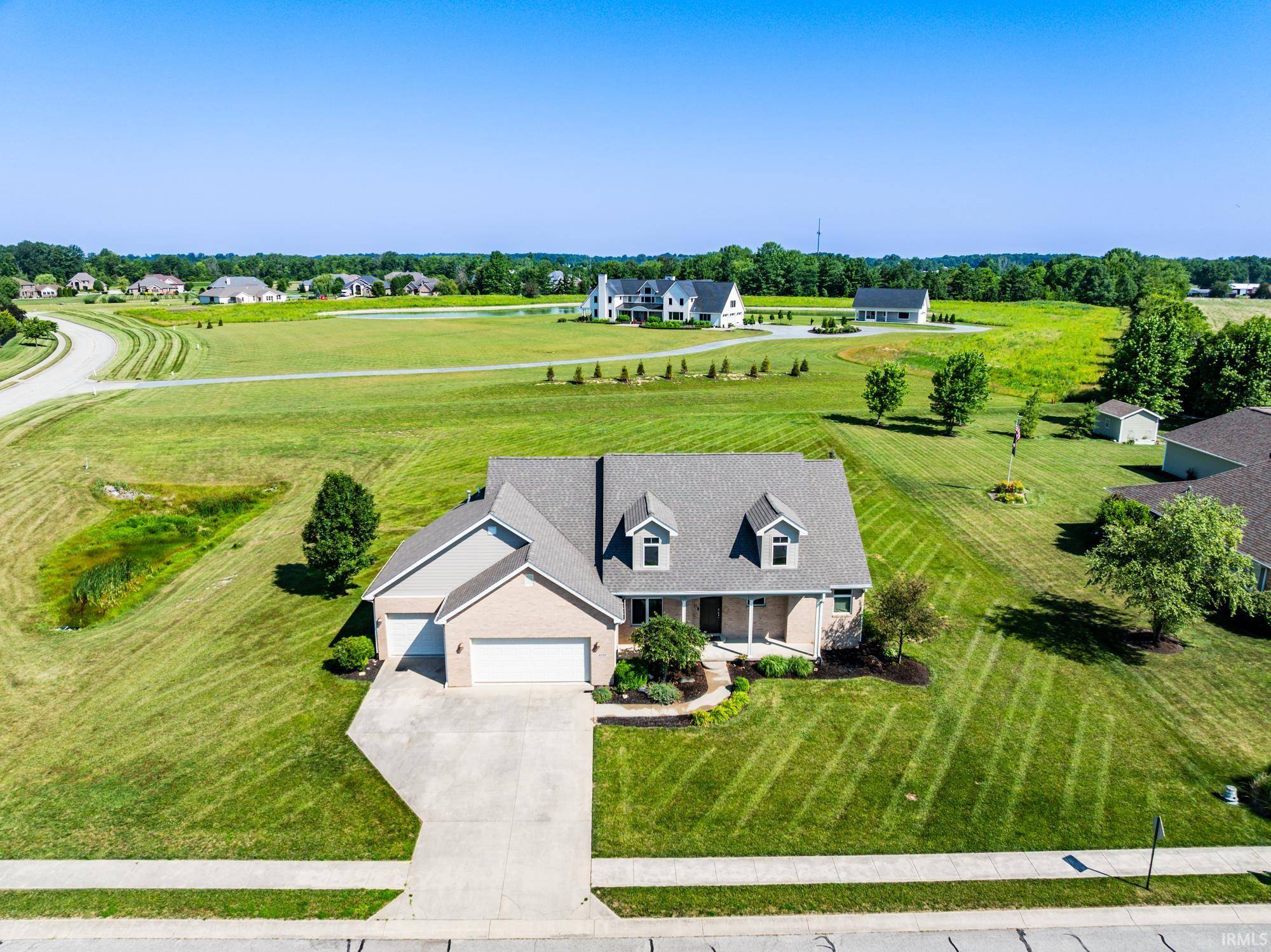 Muncie, IN 47304,5212 W Shoreline Terrace