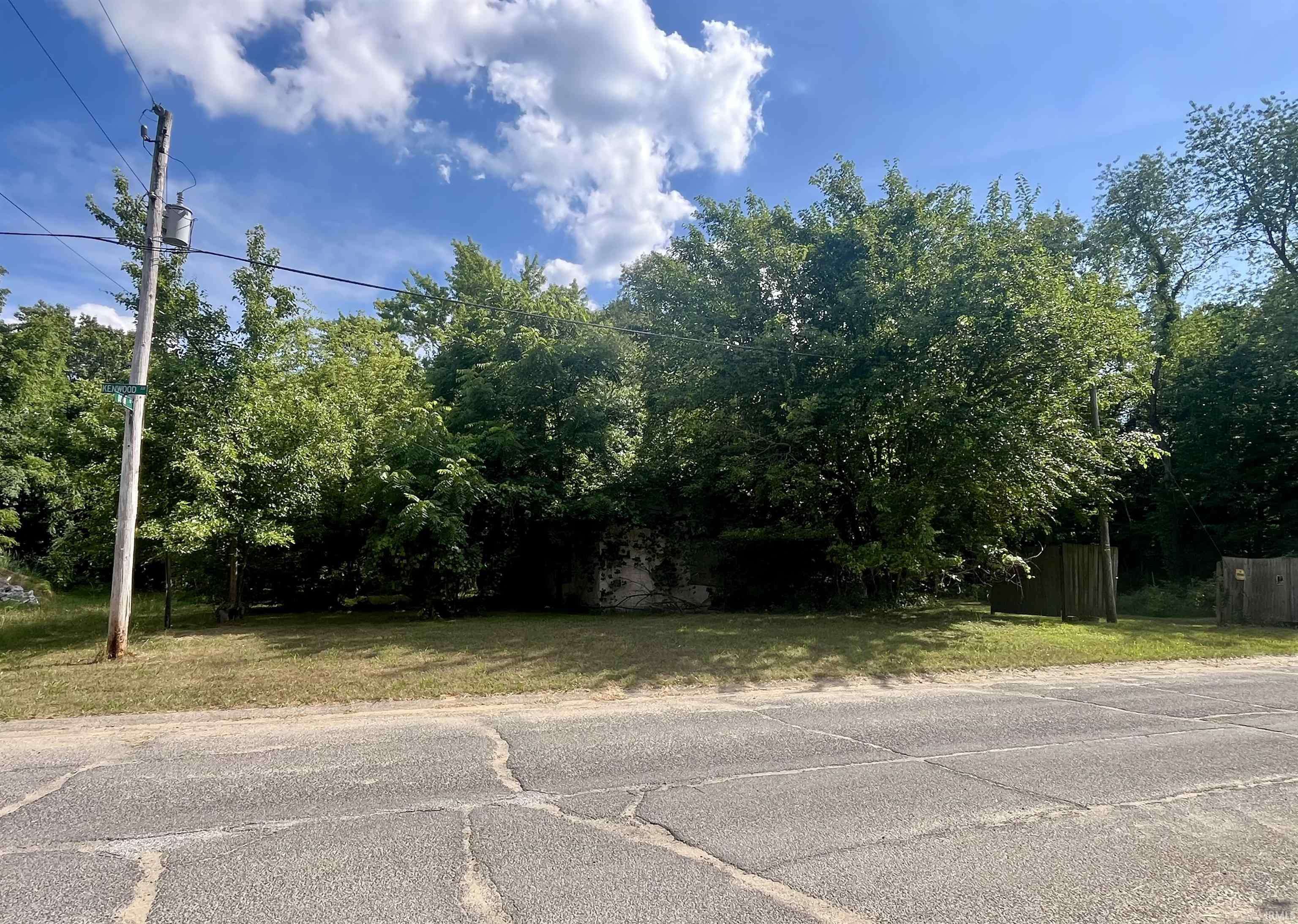 South Bend, IN 46619-1012,55915 Dorn Street