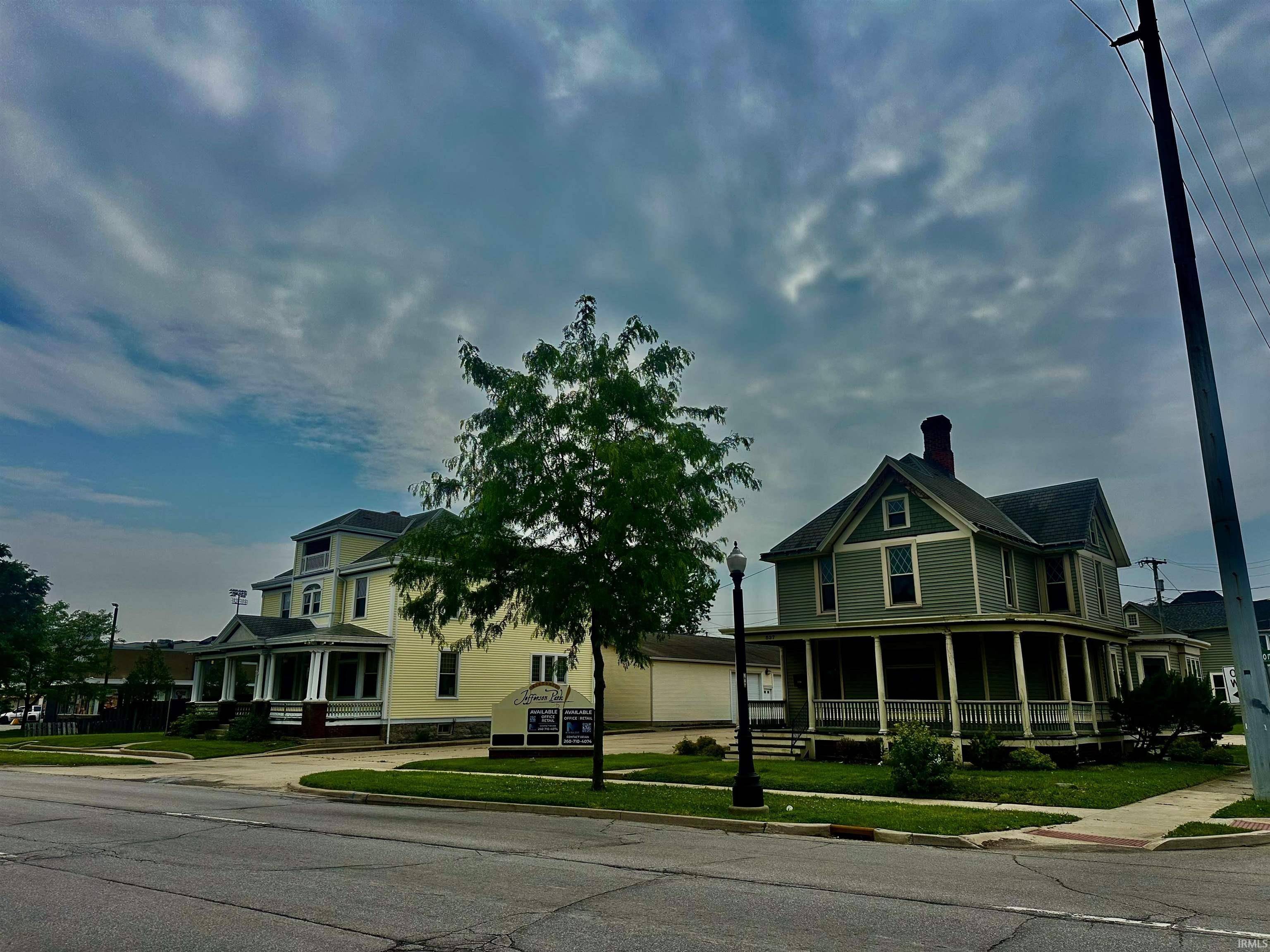 Fort Wayne, IN 46802,529 W Jefferson Boulevard