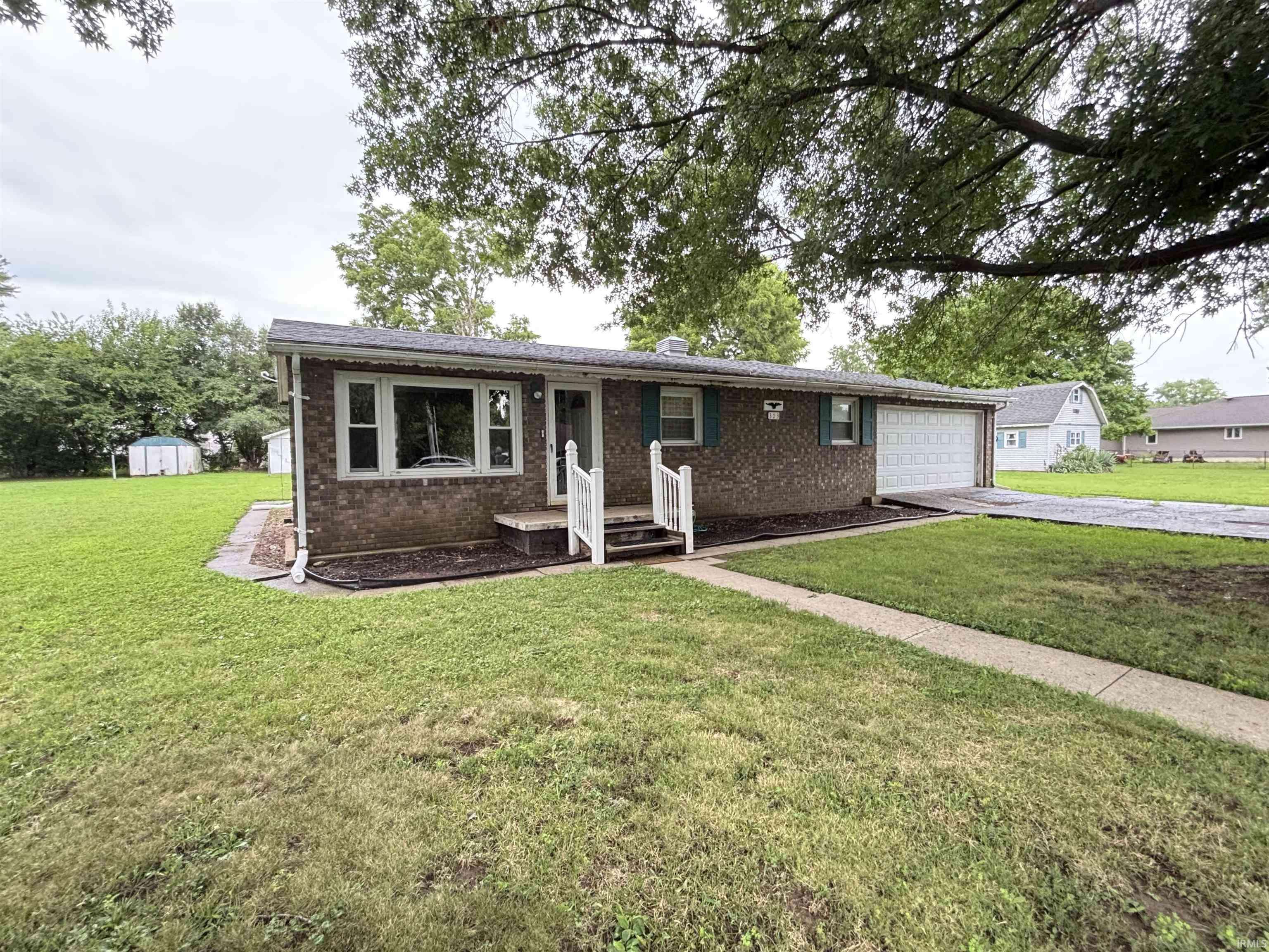 Cayuga, IN 47928,303 S 7th St Street