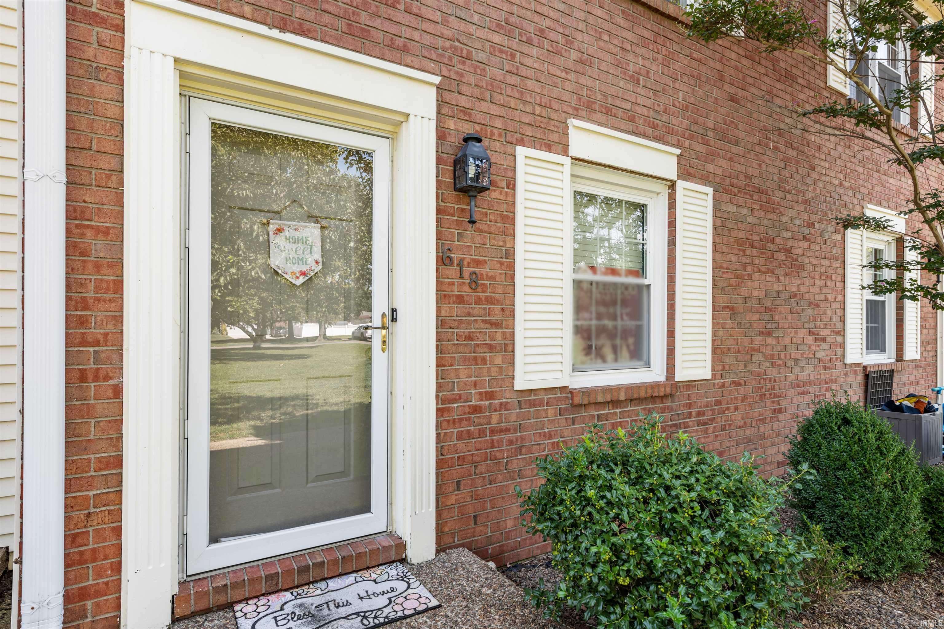 Evansville, IN 47715,618 Kingswood Drive