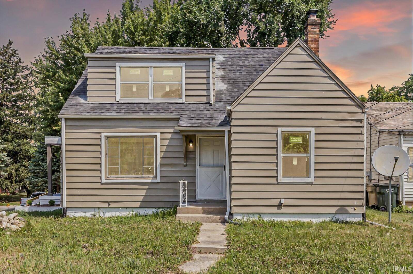 South Bend, IN 46613,2109 Prairie Avenue