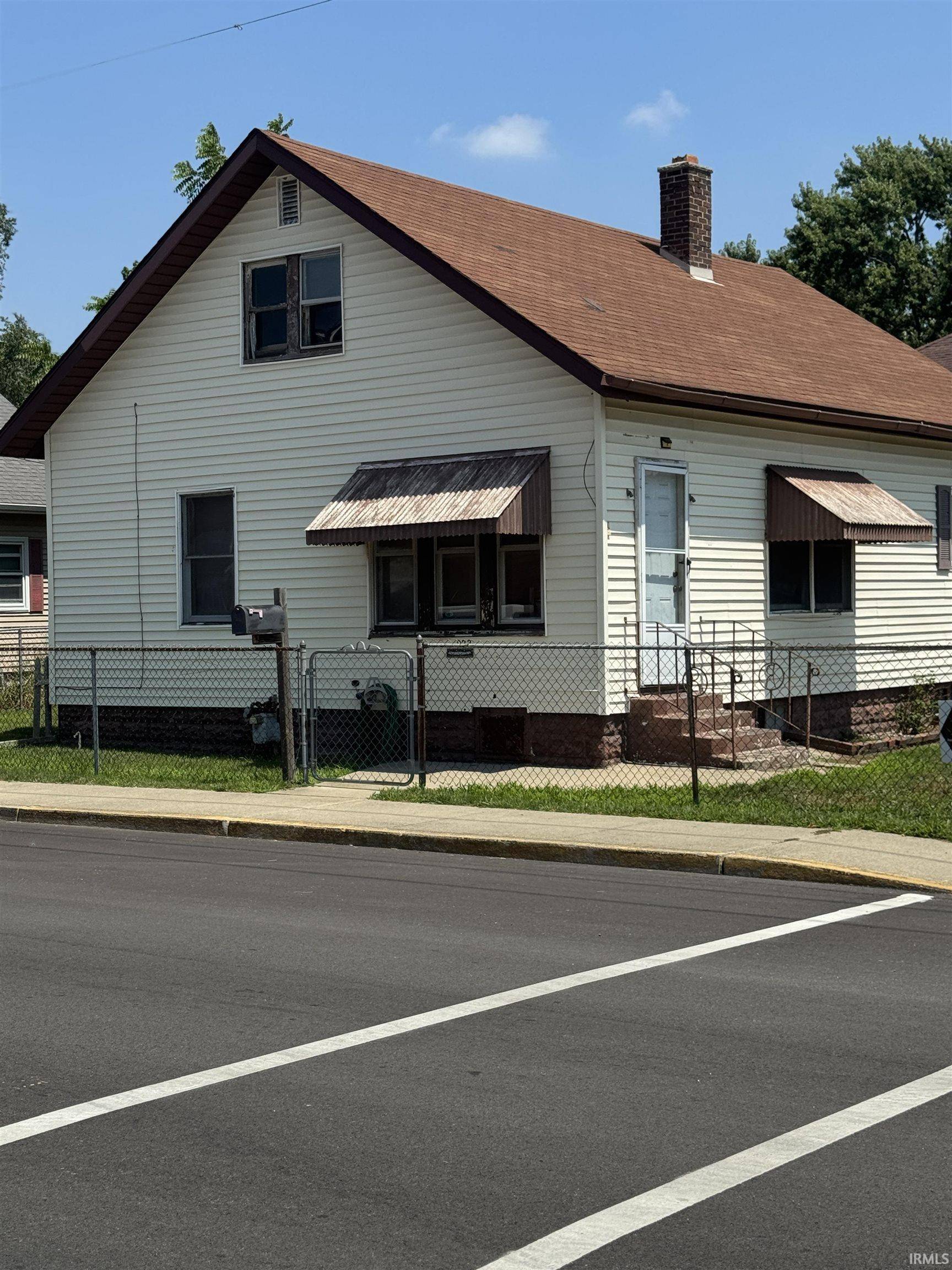 Mishawaka, IN 46544-5152,922 S Spring Street