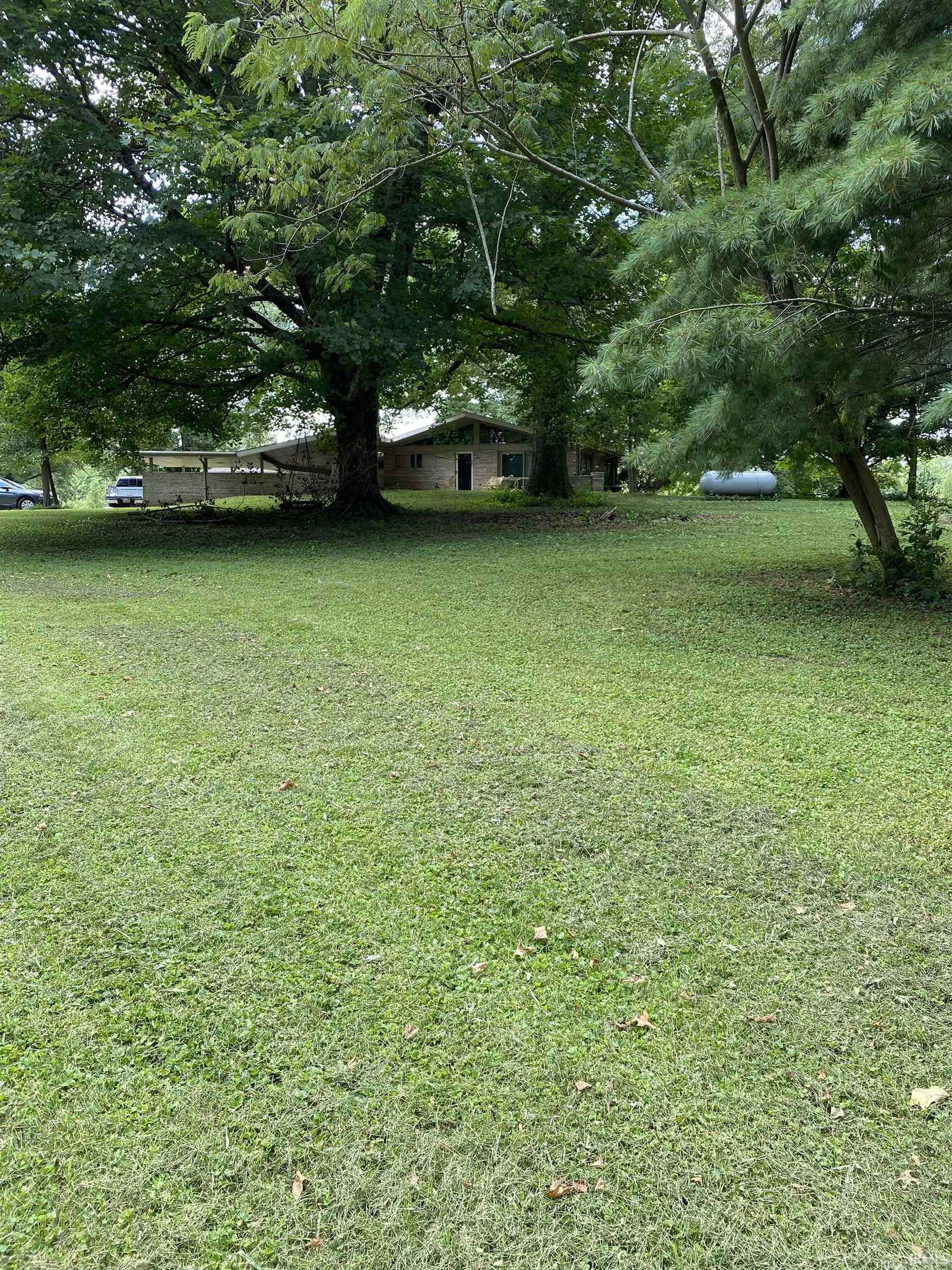 Petersburg, IN 47567,414 W Riverwood Drive