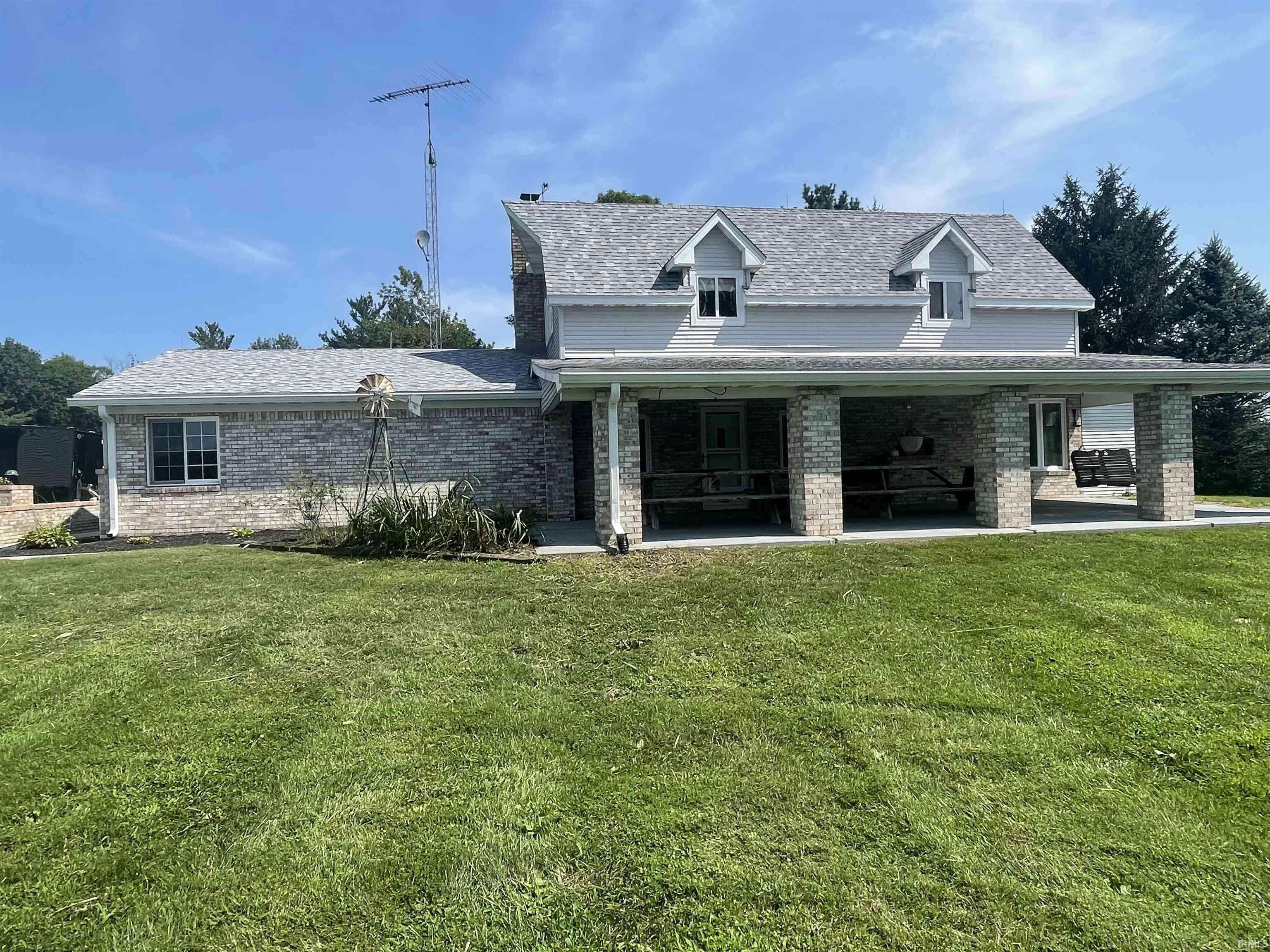 Loogootee, IN 47553,11943 Hopkins Lane
