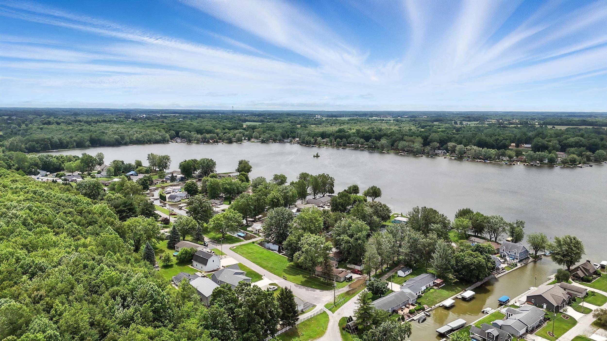 Wolcottville, IN 46795,7140 S 165 E
