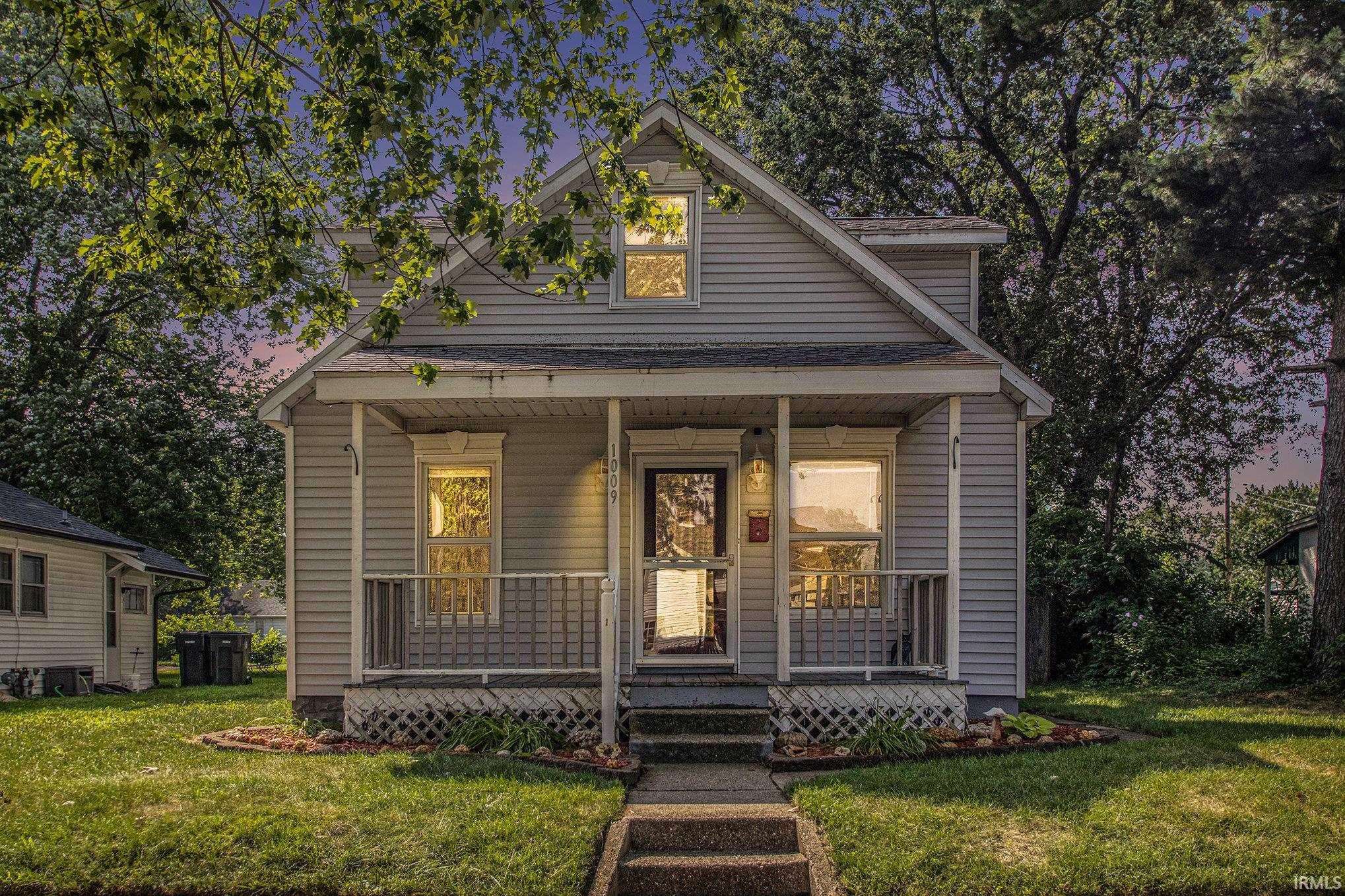 South Bend, IN 46615,1009 S 33rd Street