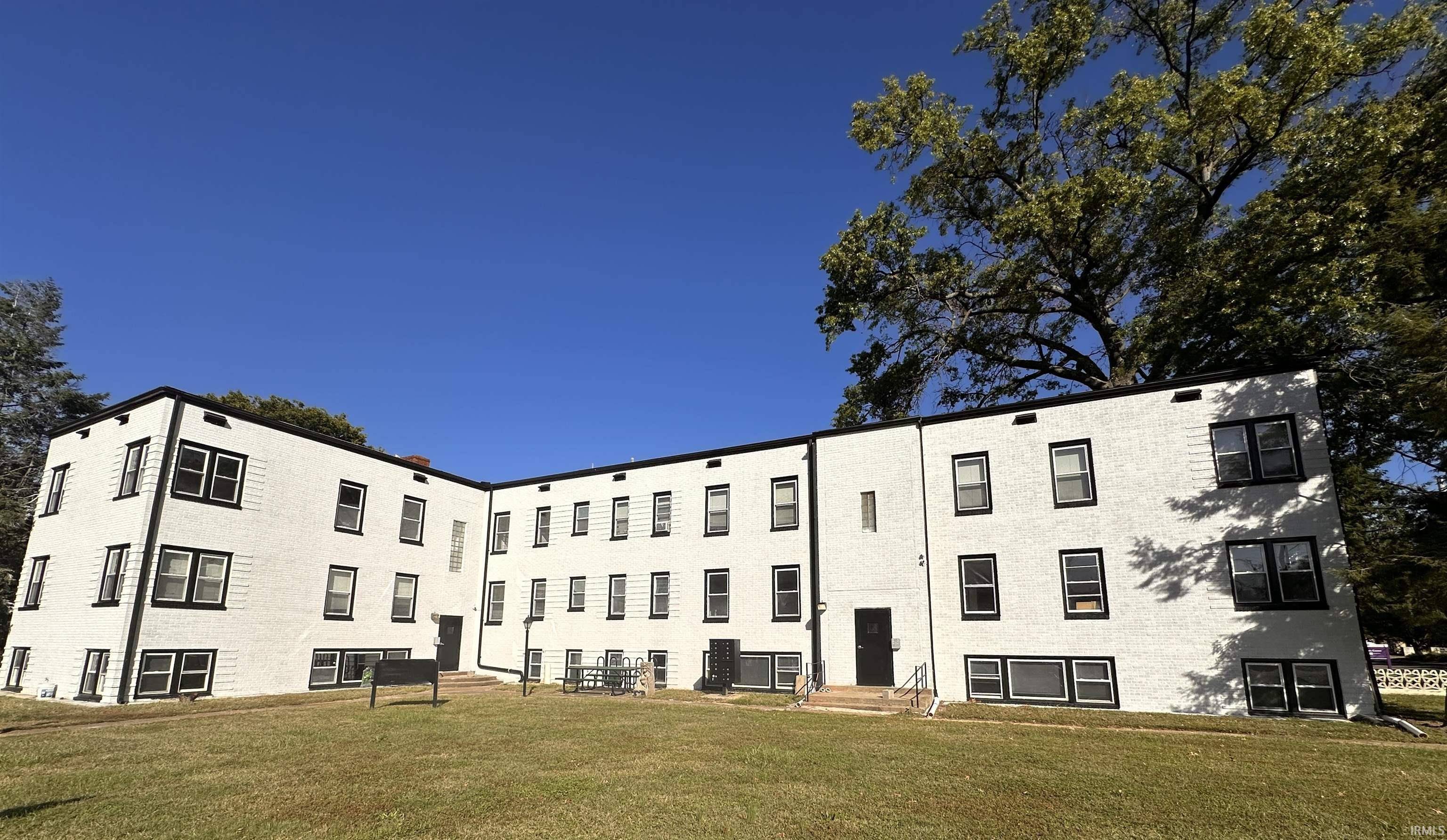 Evansville, IN 47714,2024 Lincoln Avenue #B2