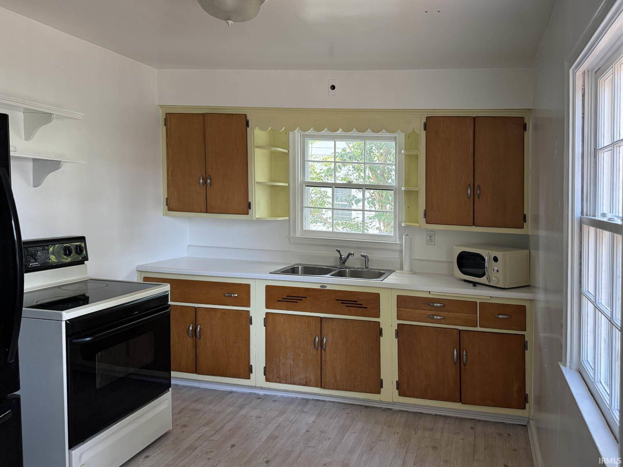 Muncie, IN 47303,212 W Roosevelt Street