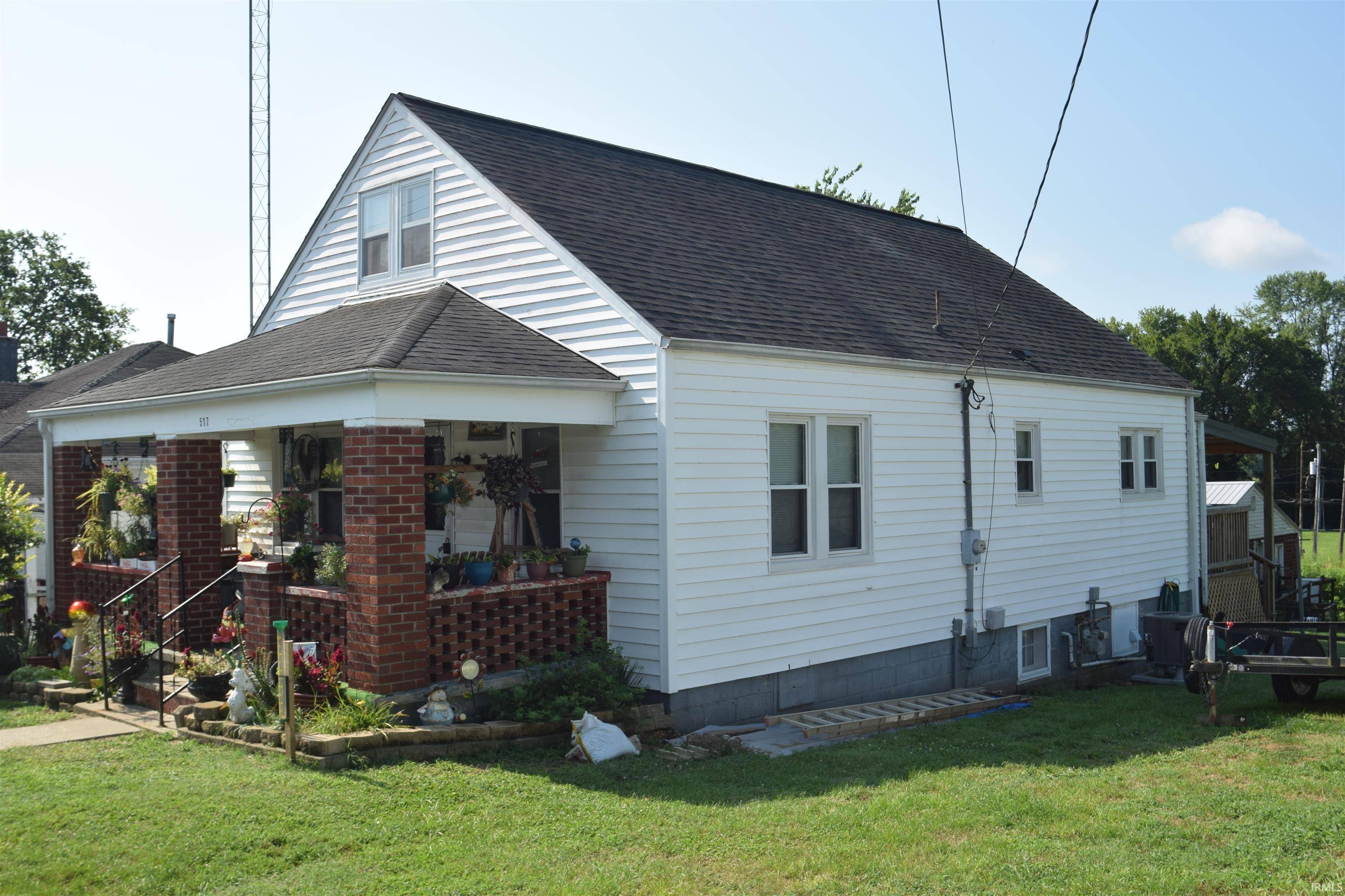 Shoals, IN 47581,517 Stephens Street