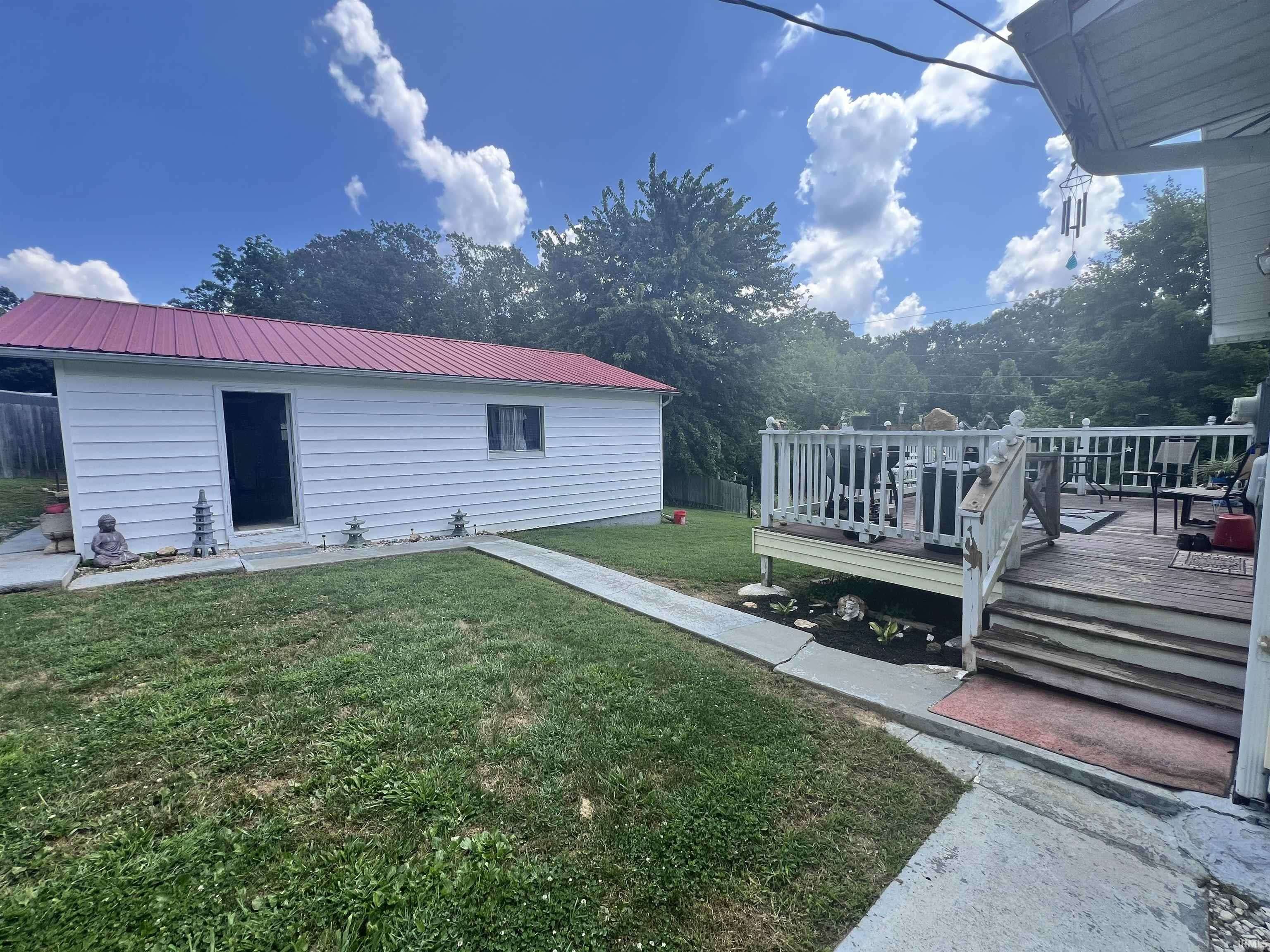 Bloomington, IN 47401,3382 E Mount Ebal Road