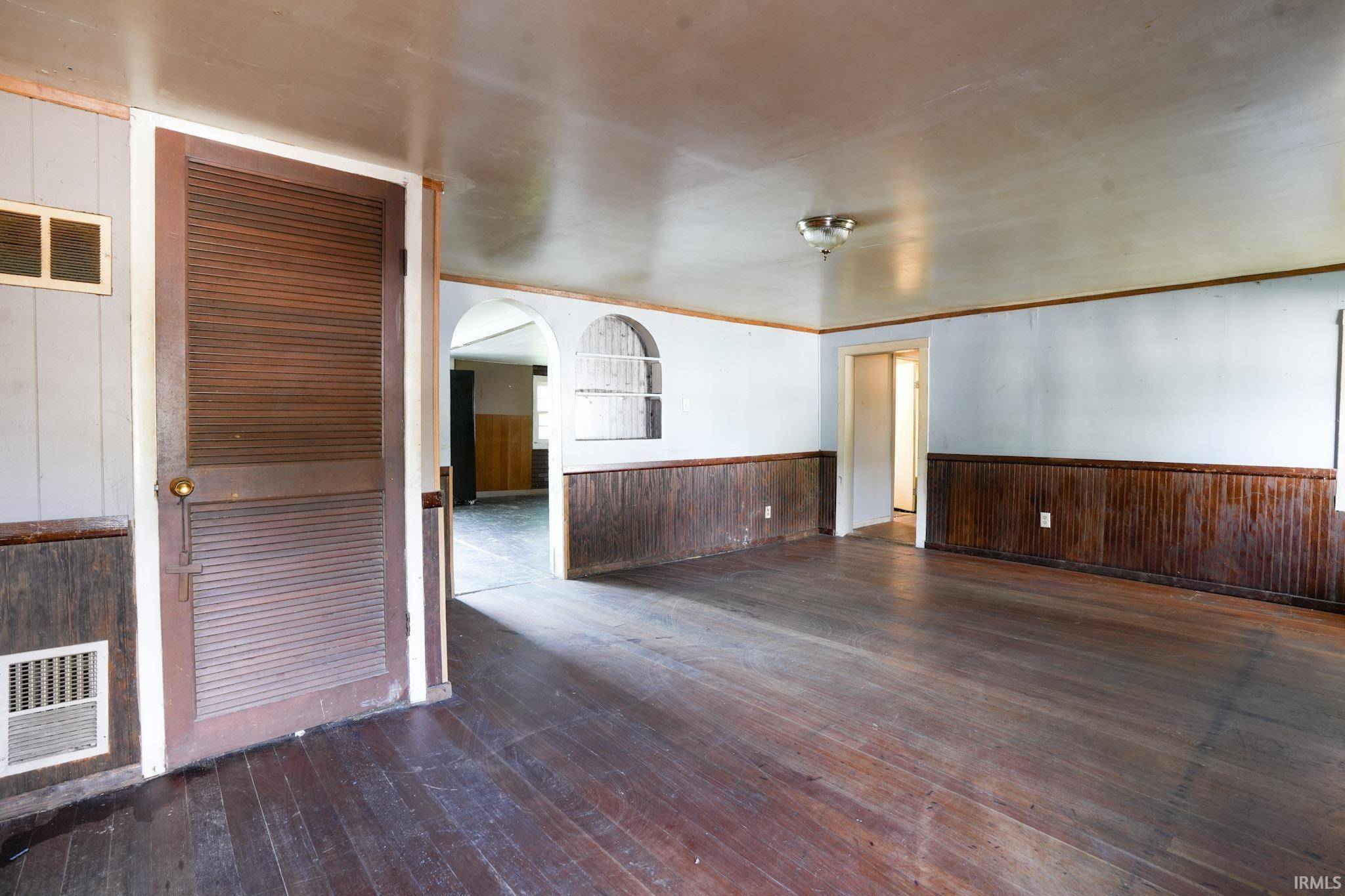 Huntington, IN 46750,1101 Joe Street