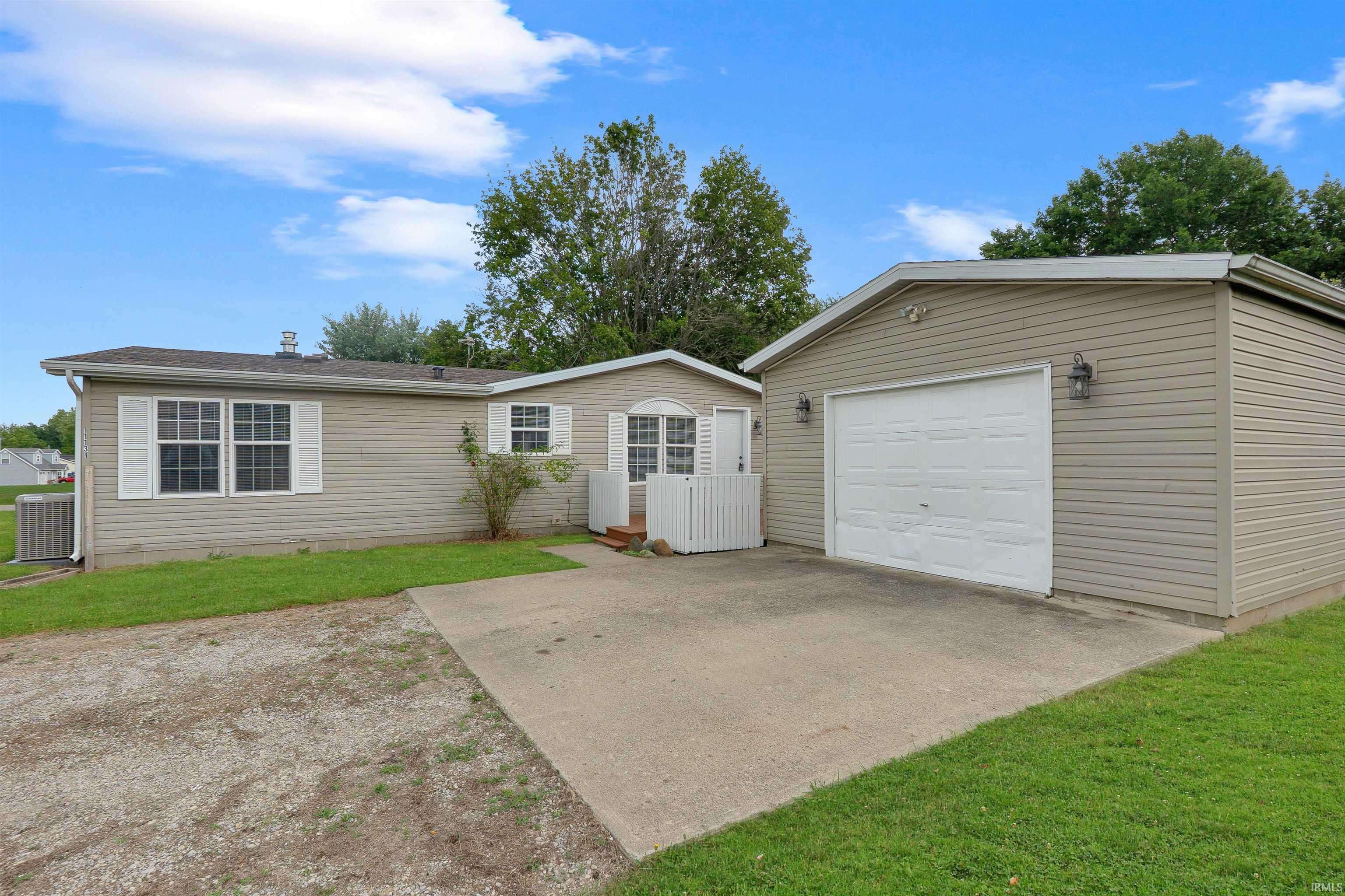 Cromwell, IN 46732-9690,11131 N Wawasee Circle