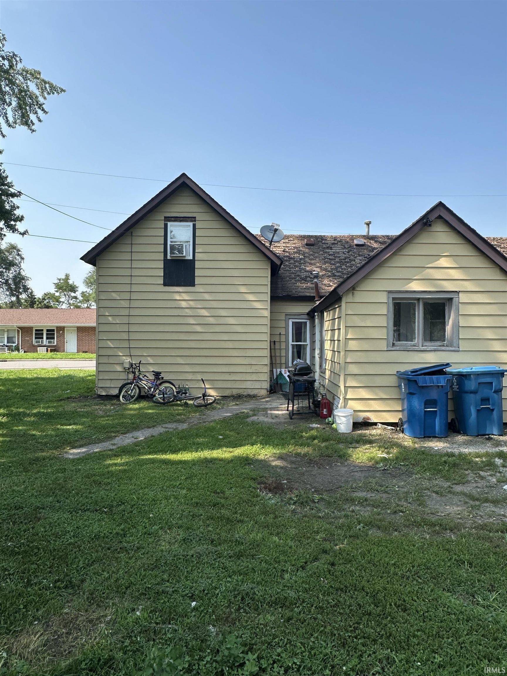 Knox, IN 46534,308 E John Street