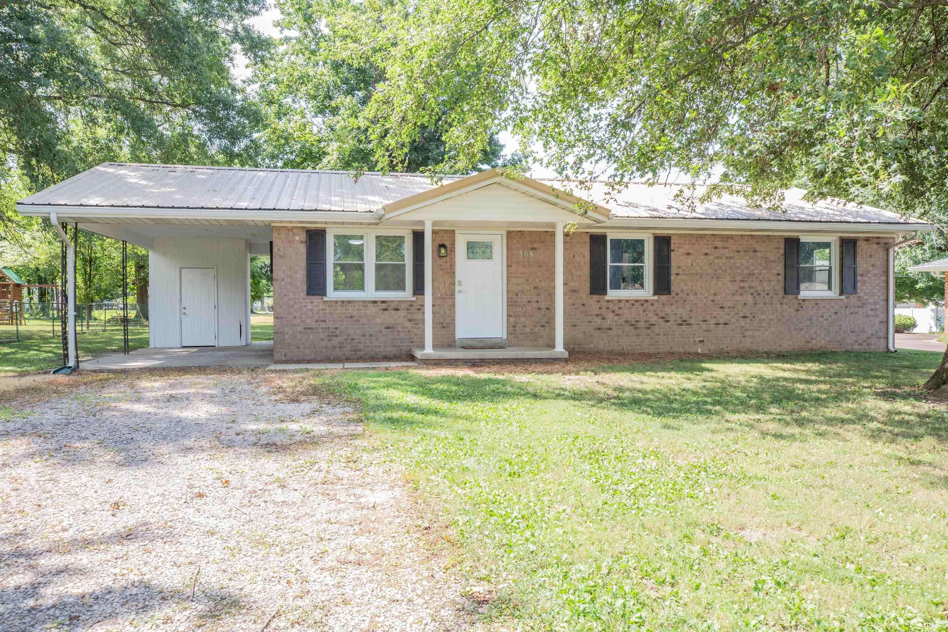 Chandler, IN 47710,508 W Jefferson Avenue